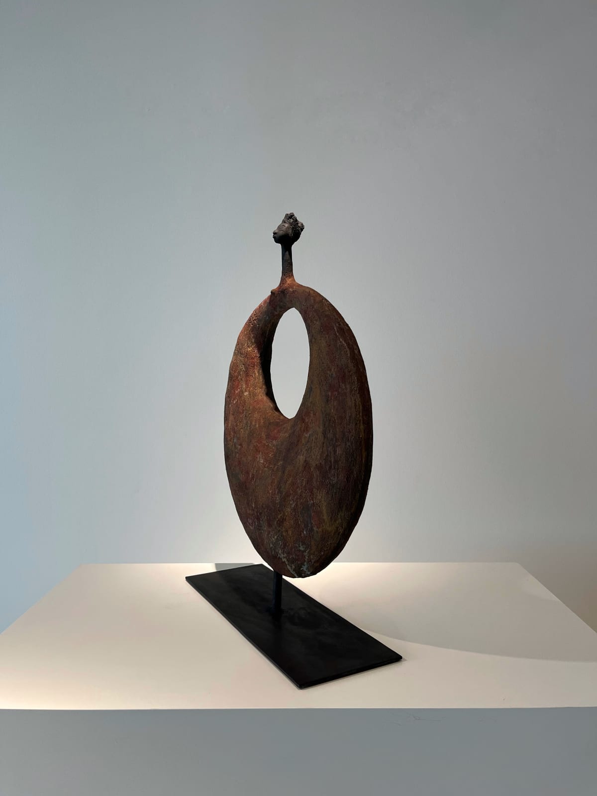 Etiyé Dimma Poulsen, Red Circle Within Circle