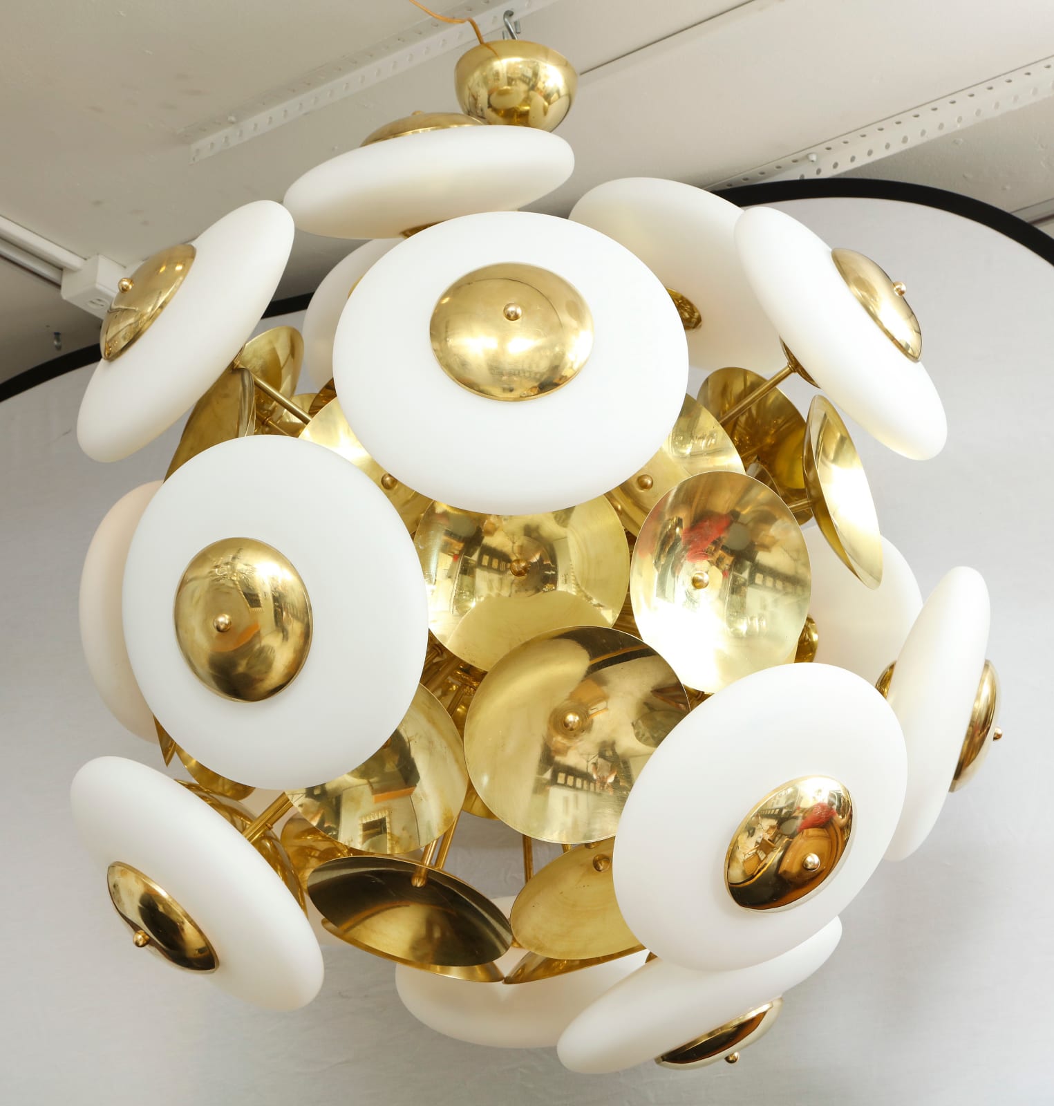 Bespoke Sculptural Italian Modern Brass and Glass Sputnik Chandelier with 45 Arms, 21st century