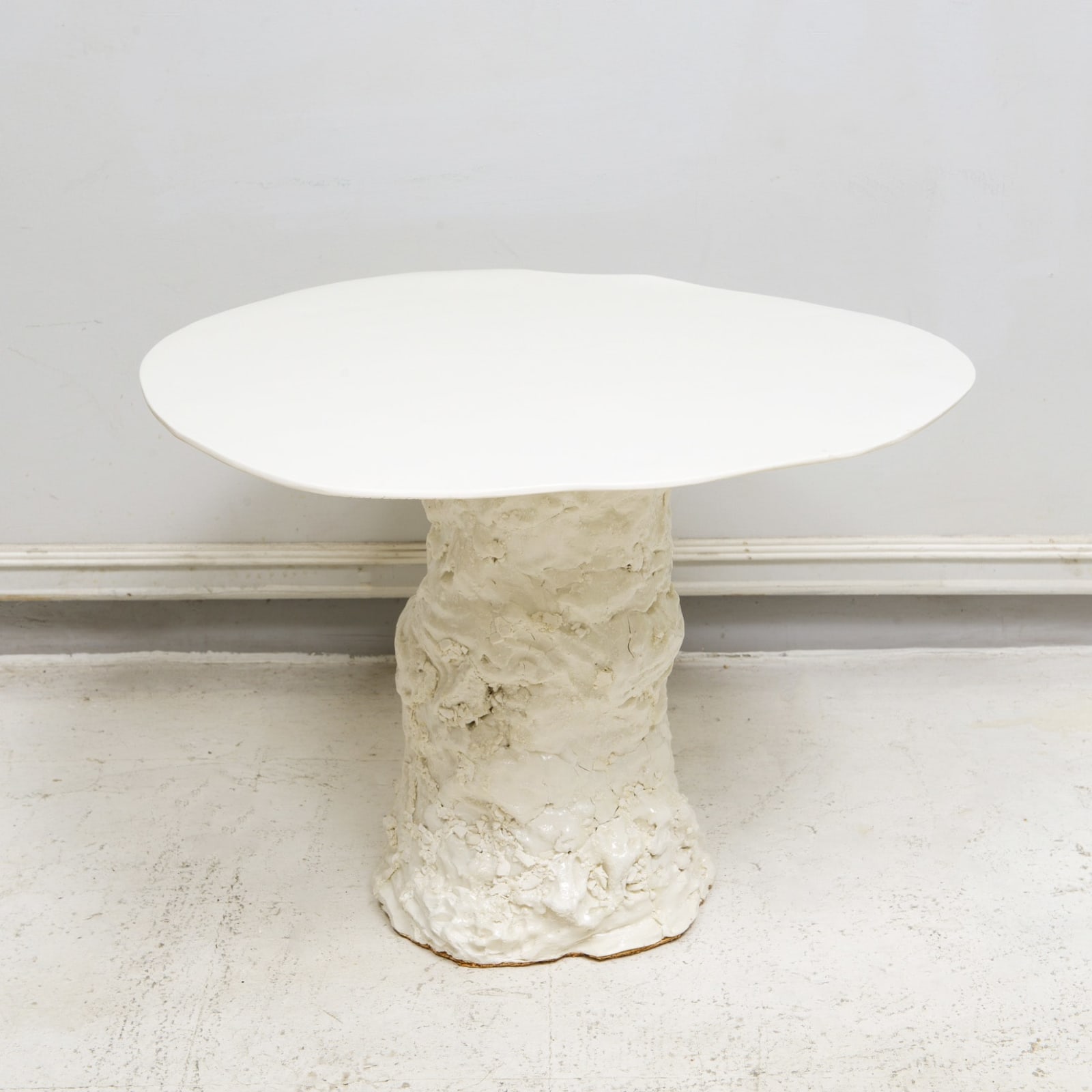 Dora Stanczel, French Bespoke Porcelain Mona Pedestal Table, 21st century