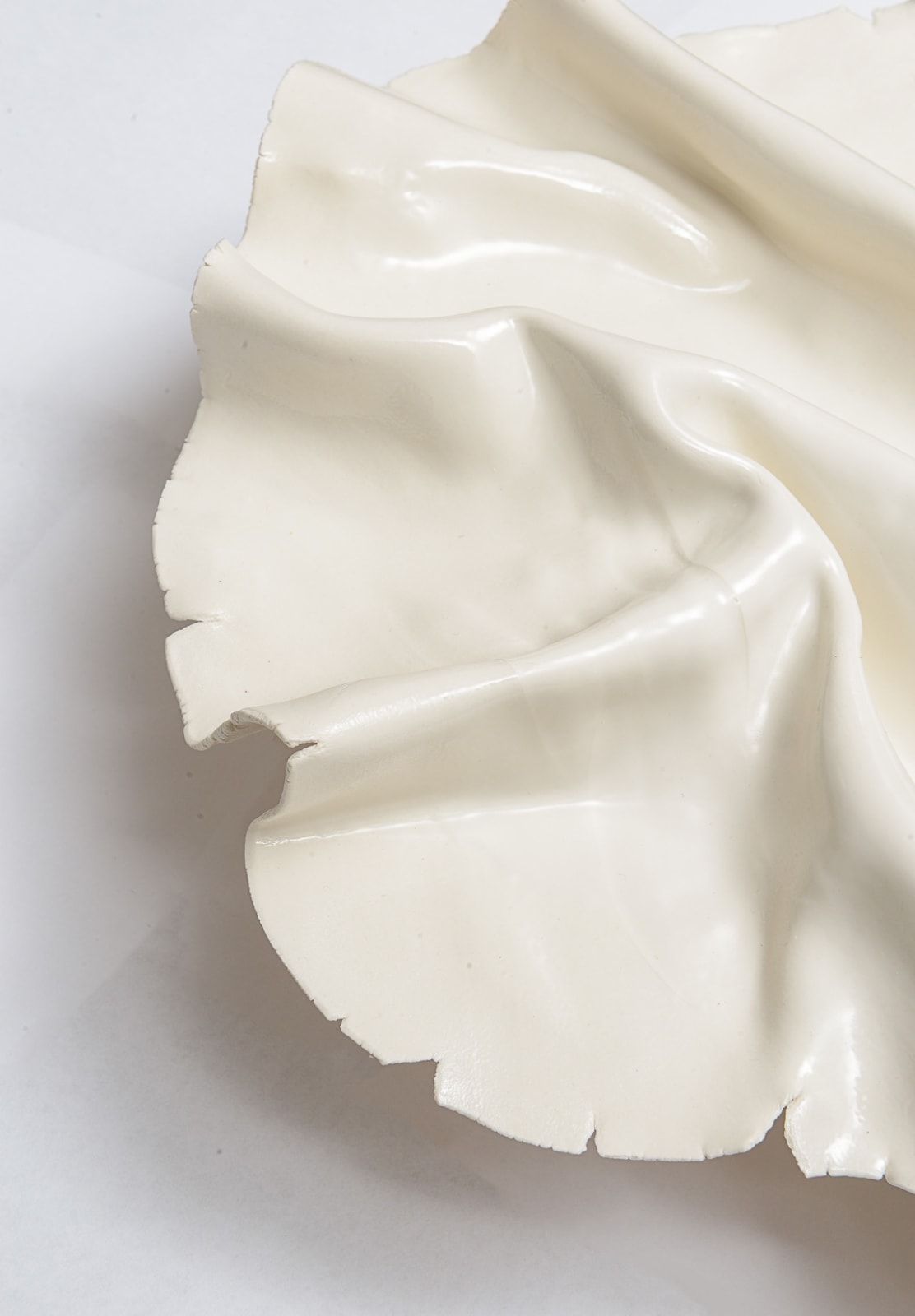 Dora Stanczel, Pair of Bespoke French Ceramic Froissé Sconces, 21st century