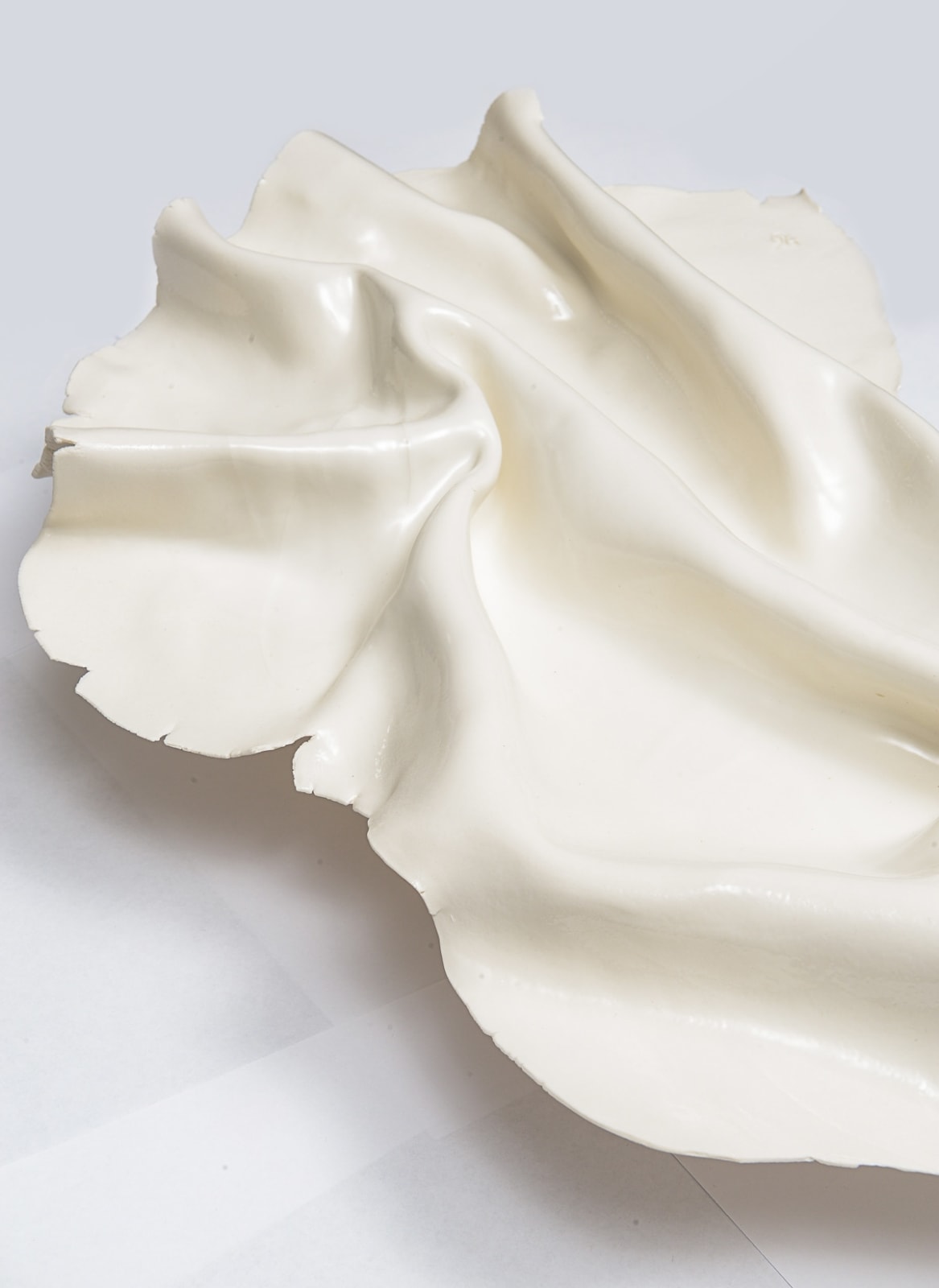 Dora Stanczel, Pair of Bespoke French Ceramic Froissé Sconces, 21st century