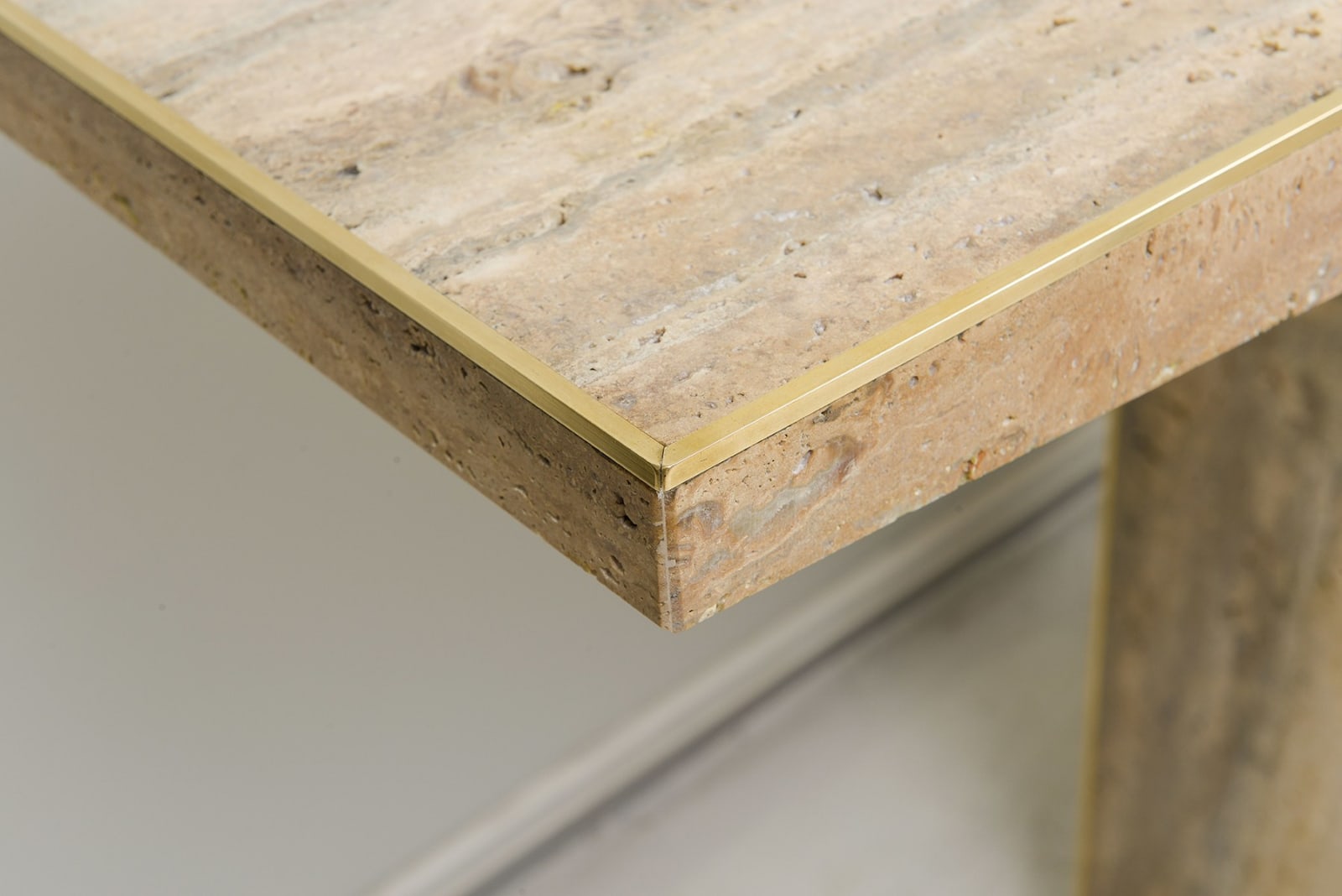 Sculptural Pair of Contemporary Italian Travertine Consoles with Brass Banding, 21st century