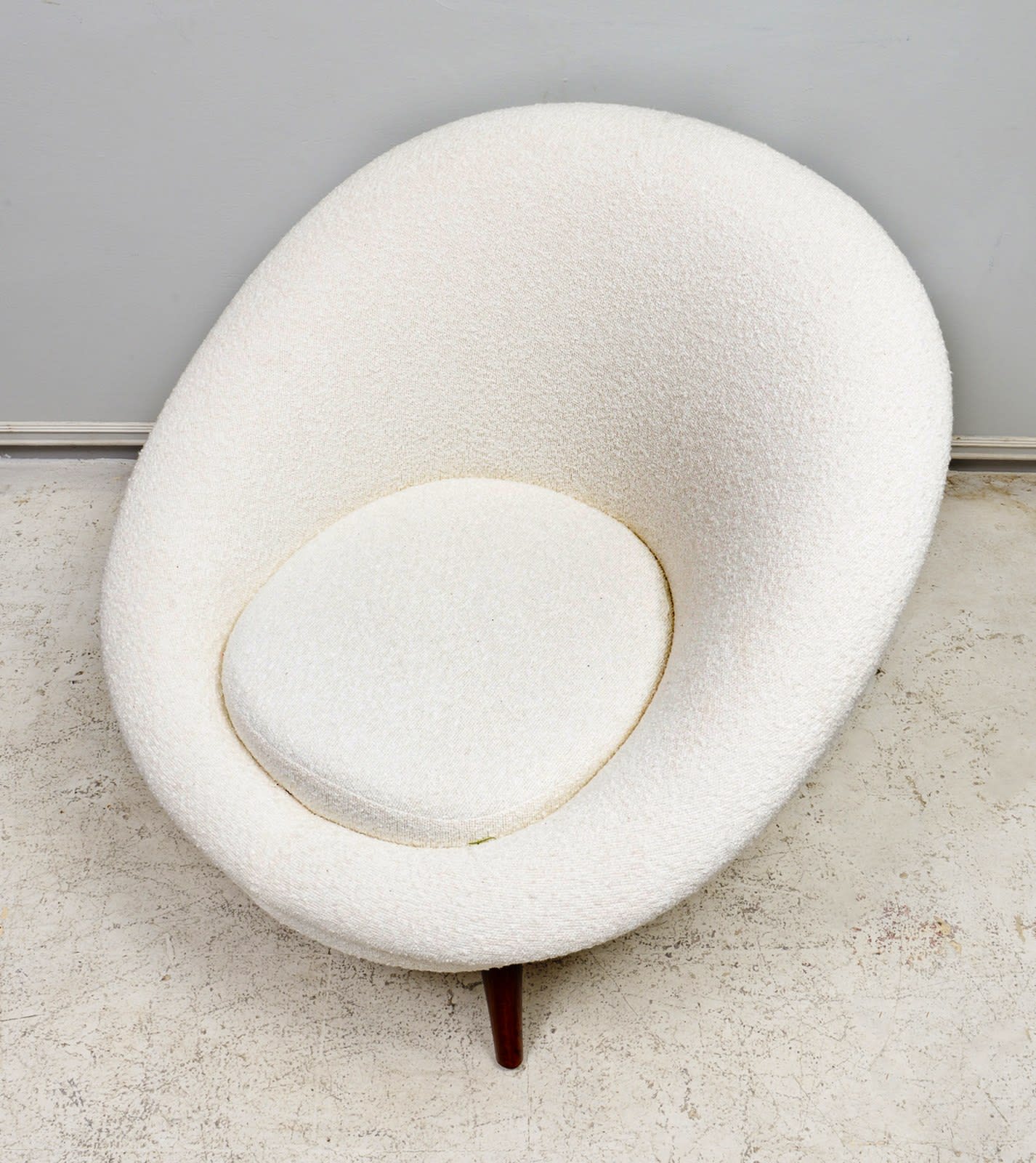 Pair of Royere Re-Edition Oeuf Lounge Chairs, 21st century
