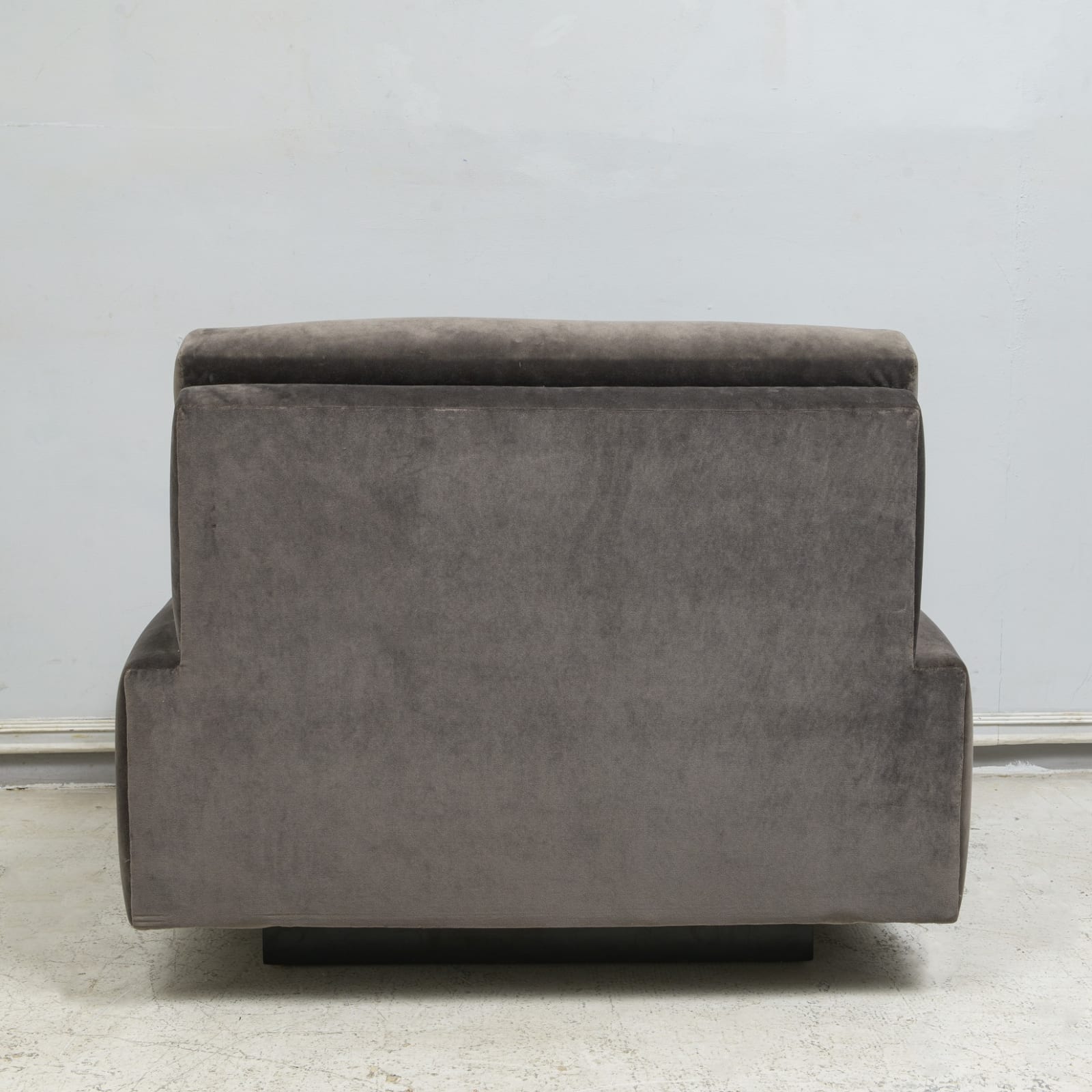 Lerebours Bespoke Pair of Low Lounge Chairs, 21st century