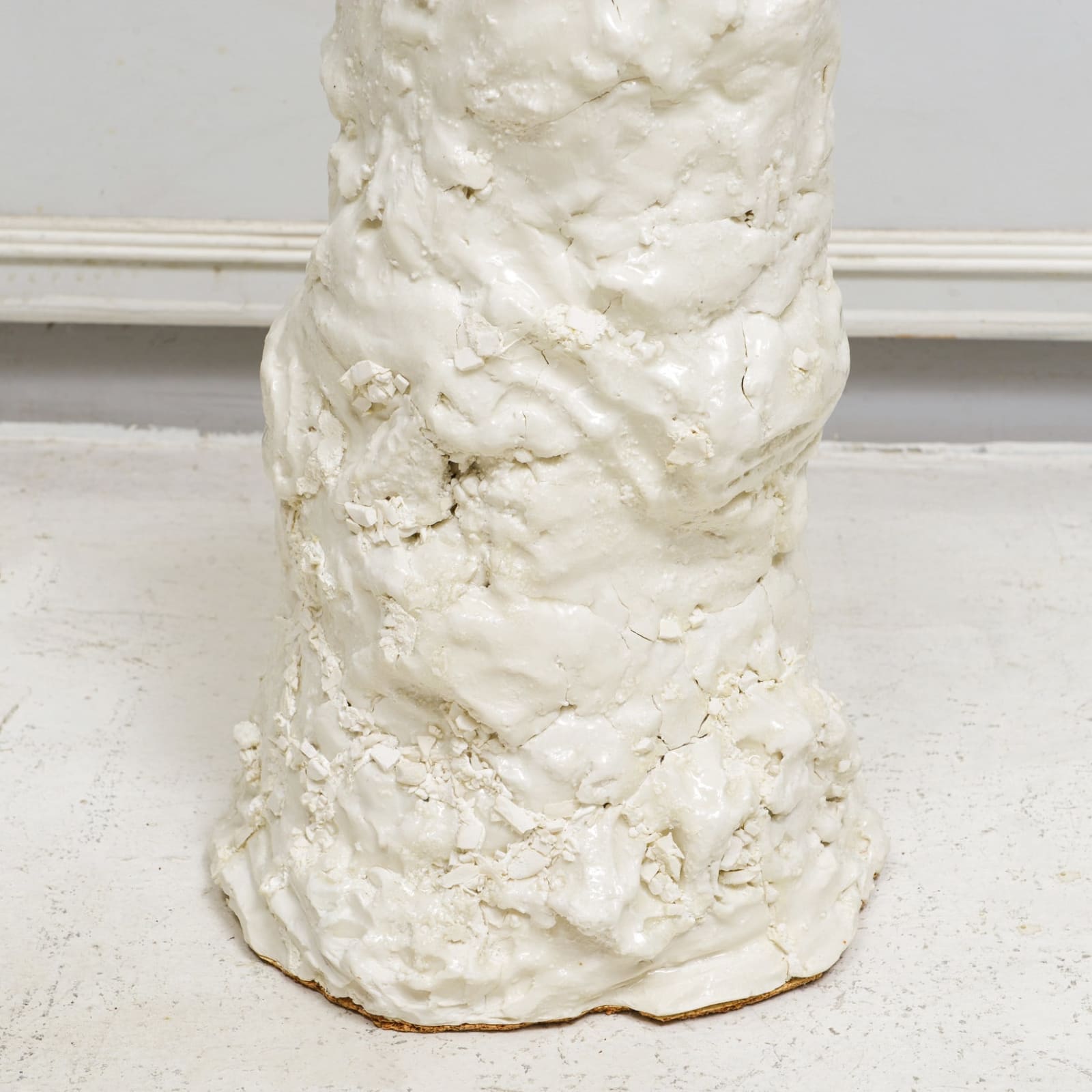 Dora Stanczel, French Bespoke Porcelain Mona Pedestal Table, 21st century