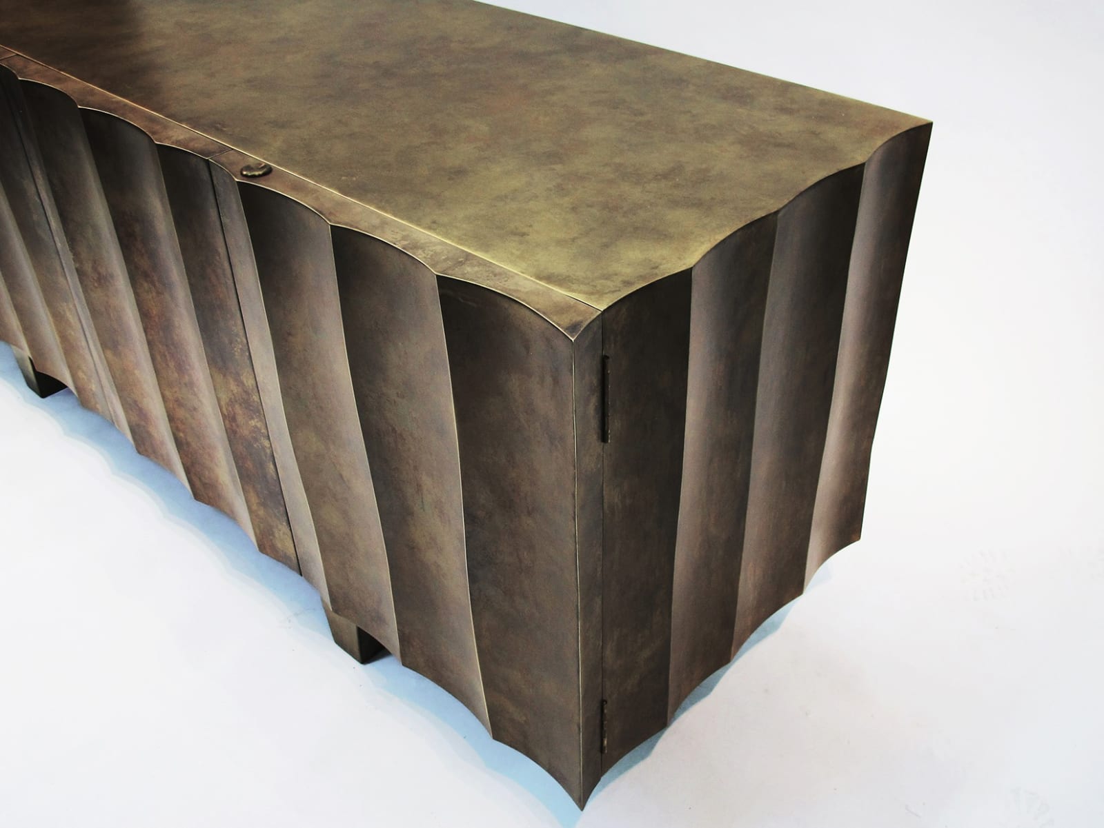 Atelier Stefan Leo, Uluwatu Sculptural Brass Patinated Sideboard, 21st century