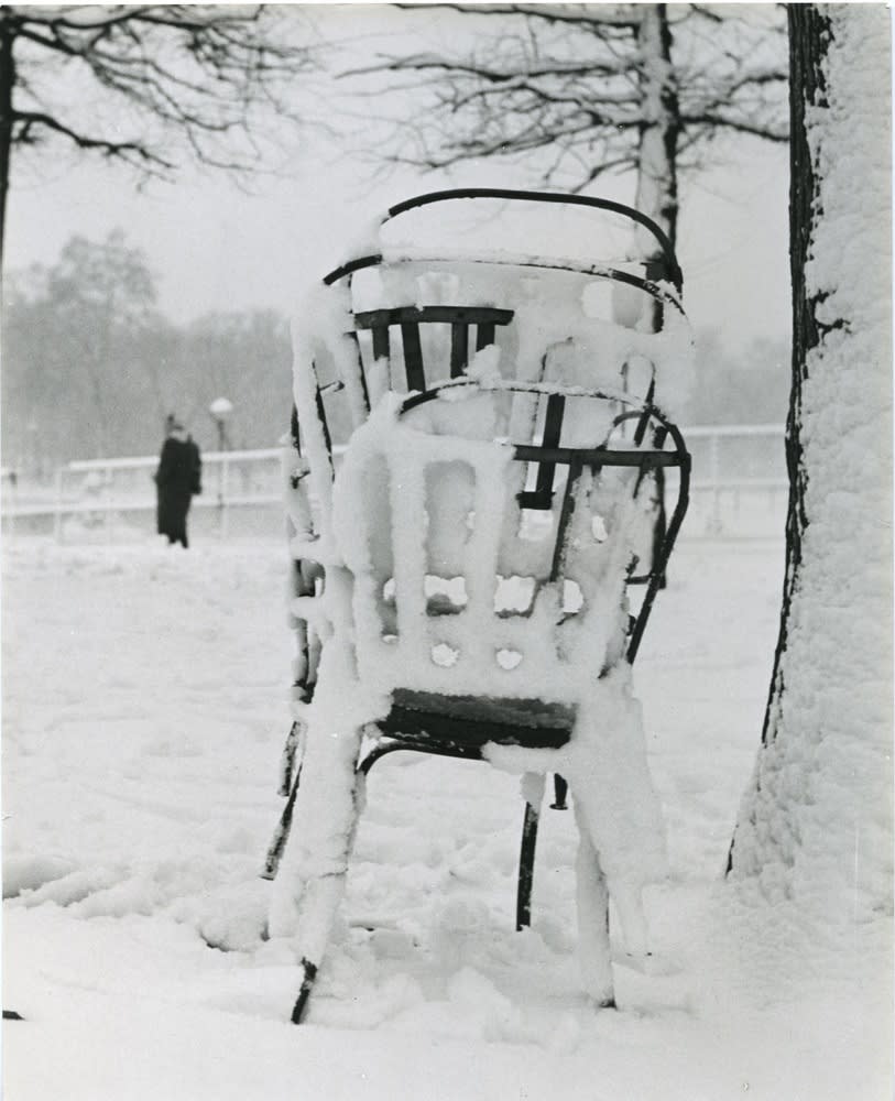 Sabine Weiss, Jardin des Tuileries, 1951