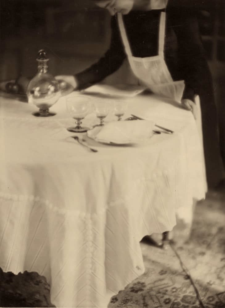 Laure Albin Guillot, Étude publicitaire, c.1928