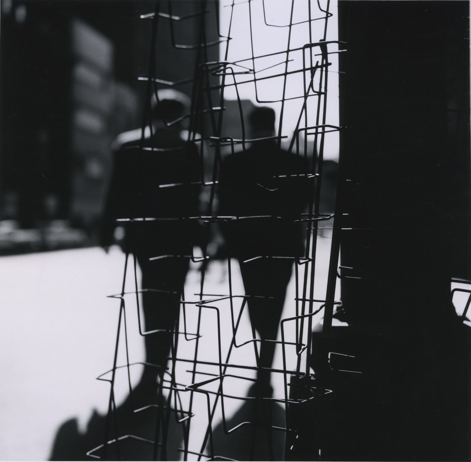 Ray K. Metzker Chicago Tirage gélatino-argentique d'époque, réalisé par l'artiste 18,9 x 18,5 cm Dim. papier: 20,3 x 25,4 cm