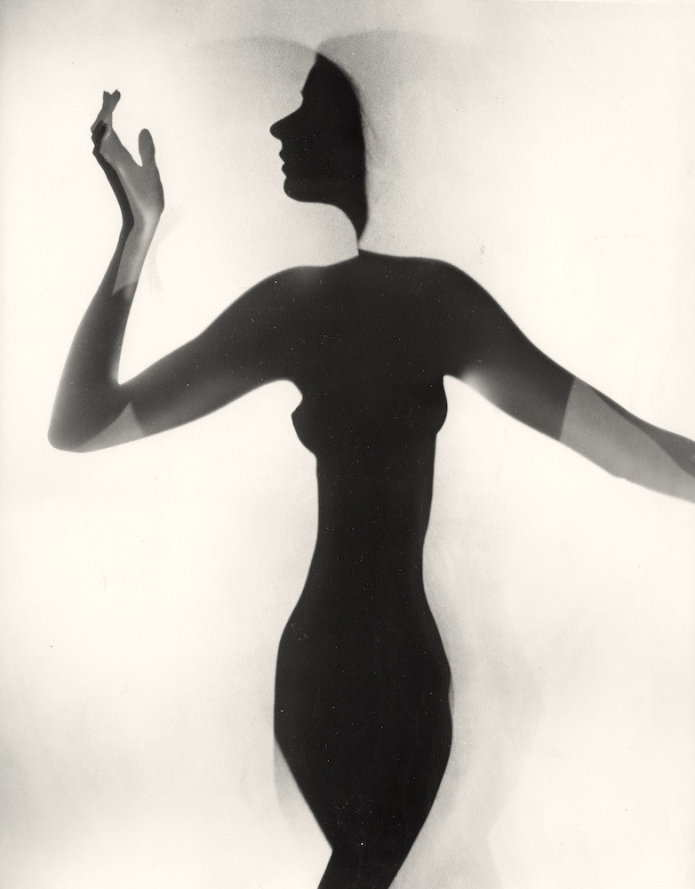 Erwin Blumenfeld, Sans titre (Natalia Pascov, New York), 1942