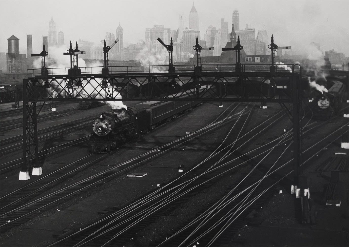 Berenice Abbott, Hoboken railroad yards looking towards Manhattan, 1935