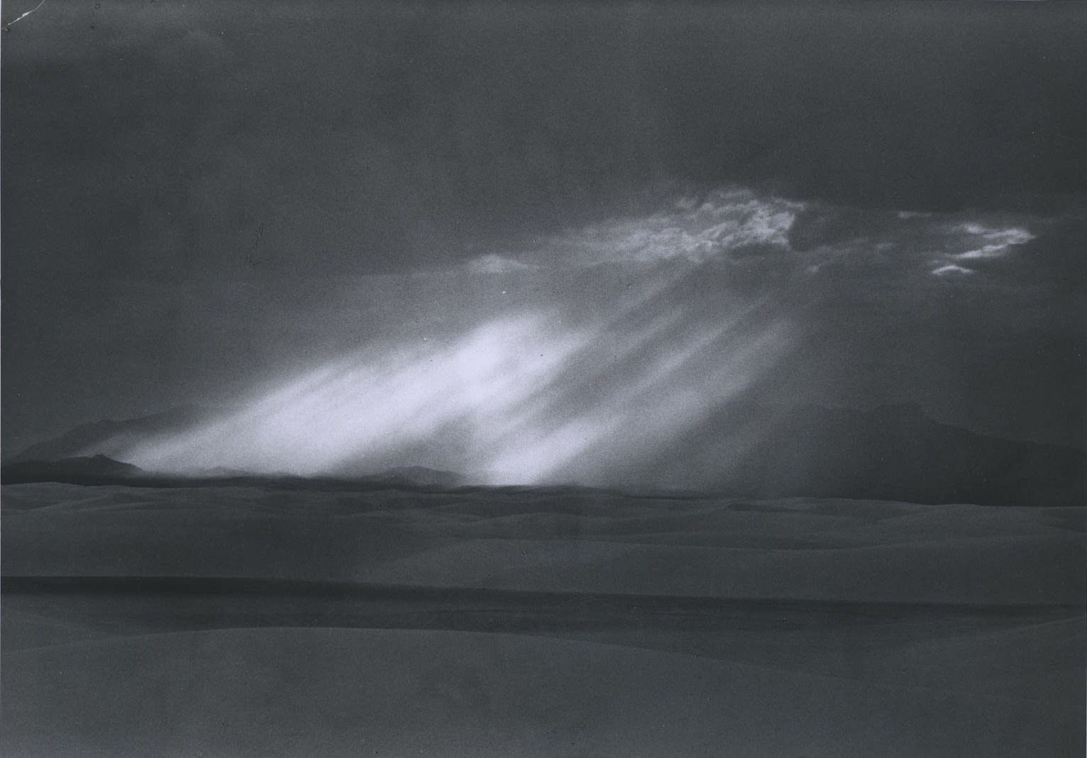 Ernst Haas White Sands, New Mexico Tirage gélatino-argentique d'époque Dim. papier: 25 x 21 cm