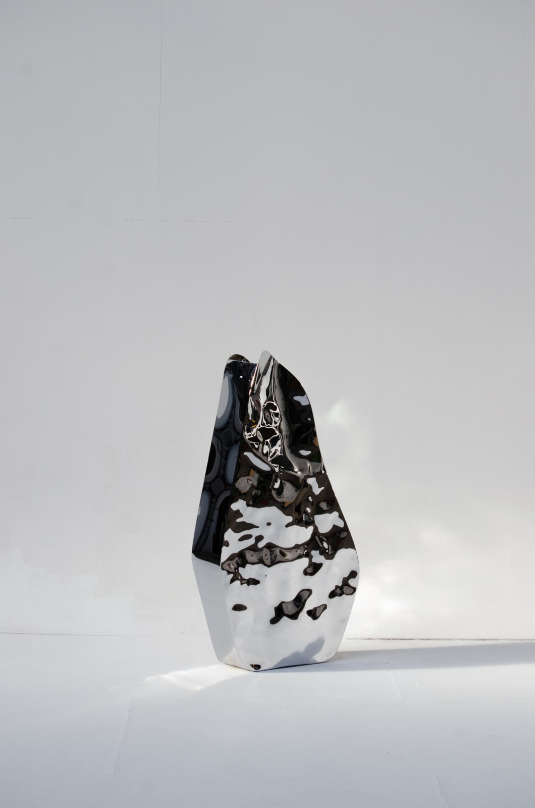 Pepe Valenti, El Mar Vase, 2025