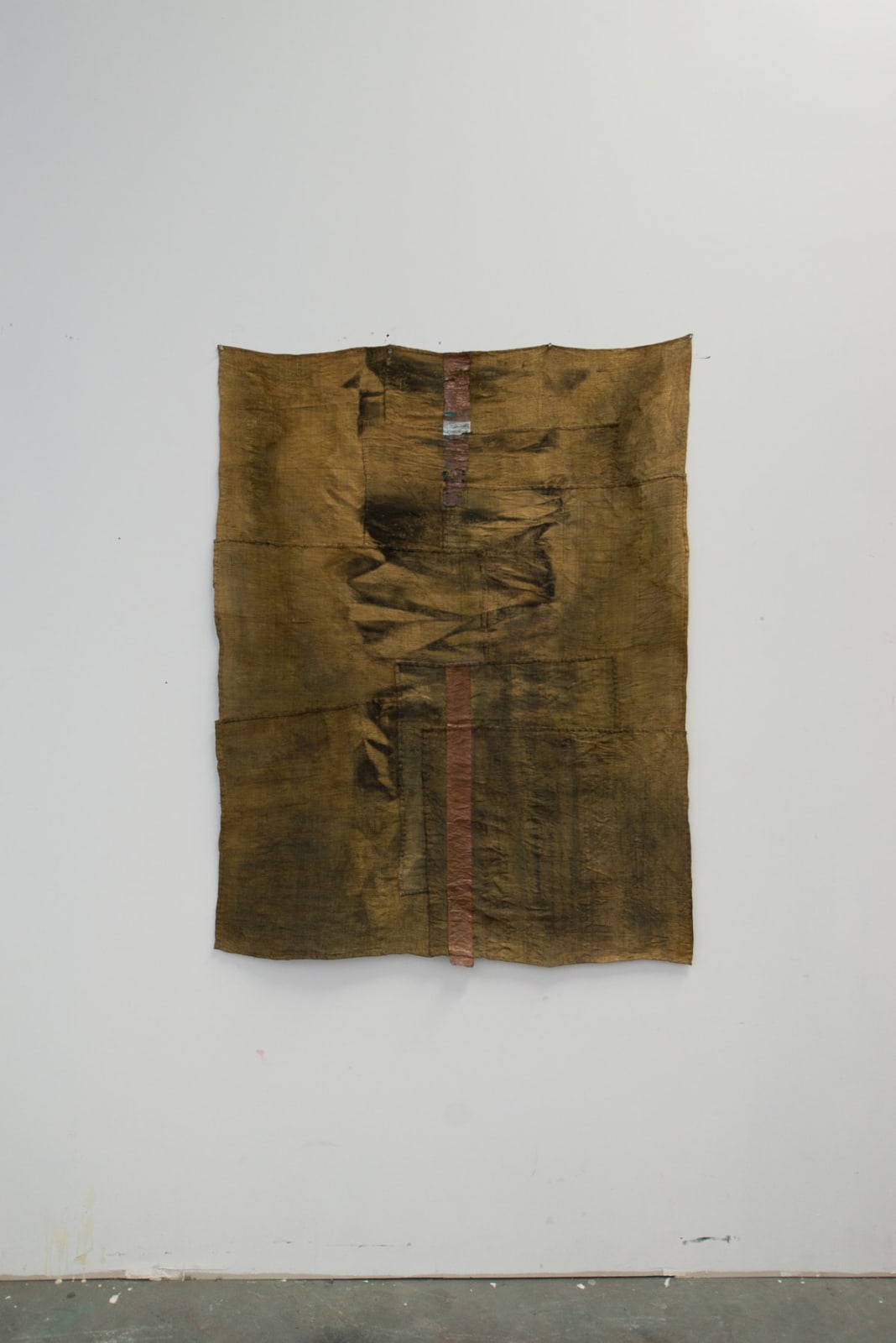 Tahir Carl Karmali, Skin into blankets, 2018