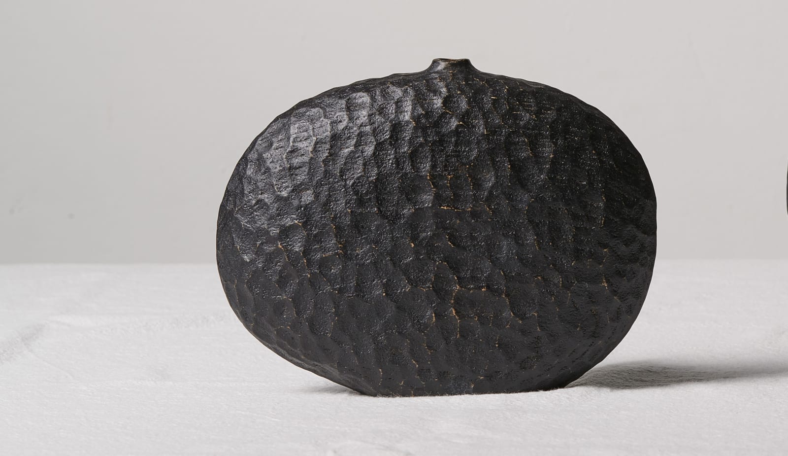 Mok-su, Vase, 2021