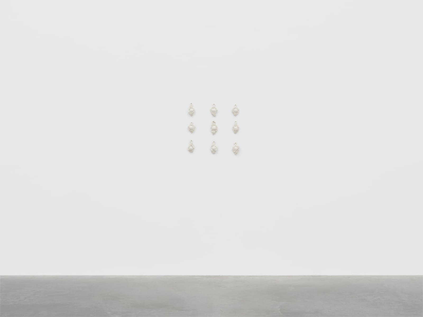 Rachel Kneebone, Medallion, 2025