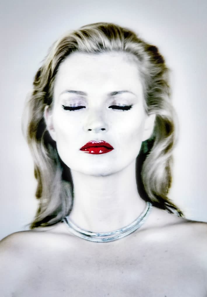 Chris Levine, She's Light, 2015