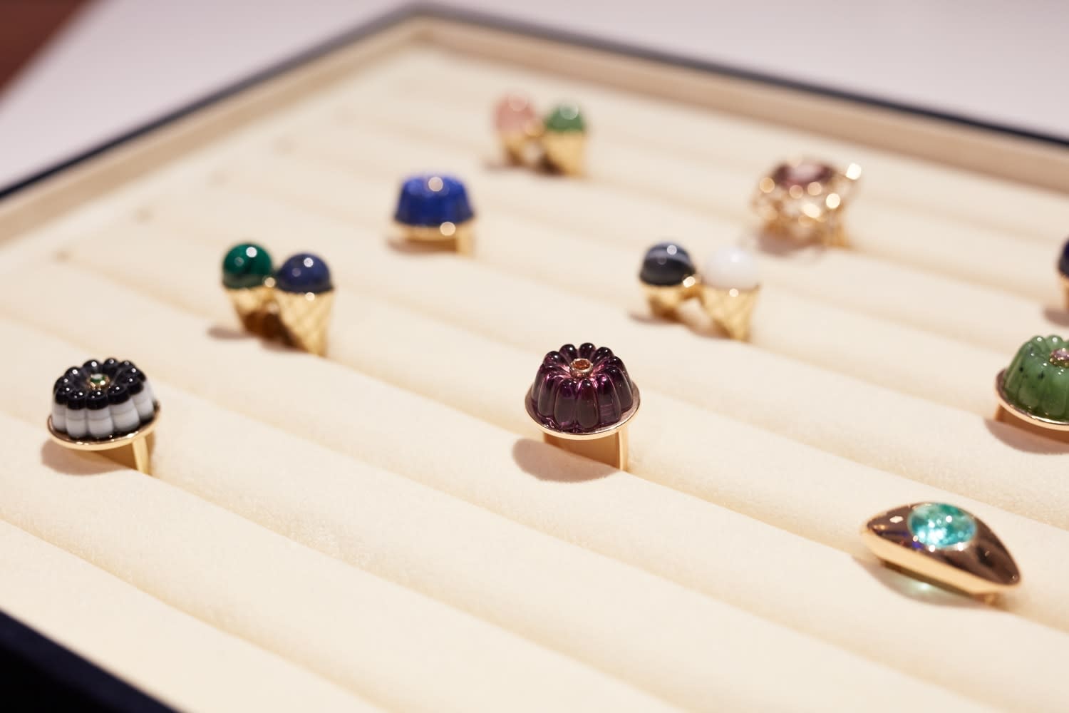 Cora Sheibani, Gugelhupf Ring