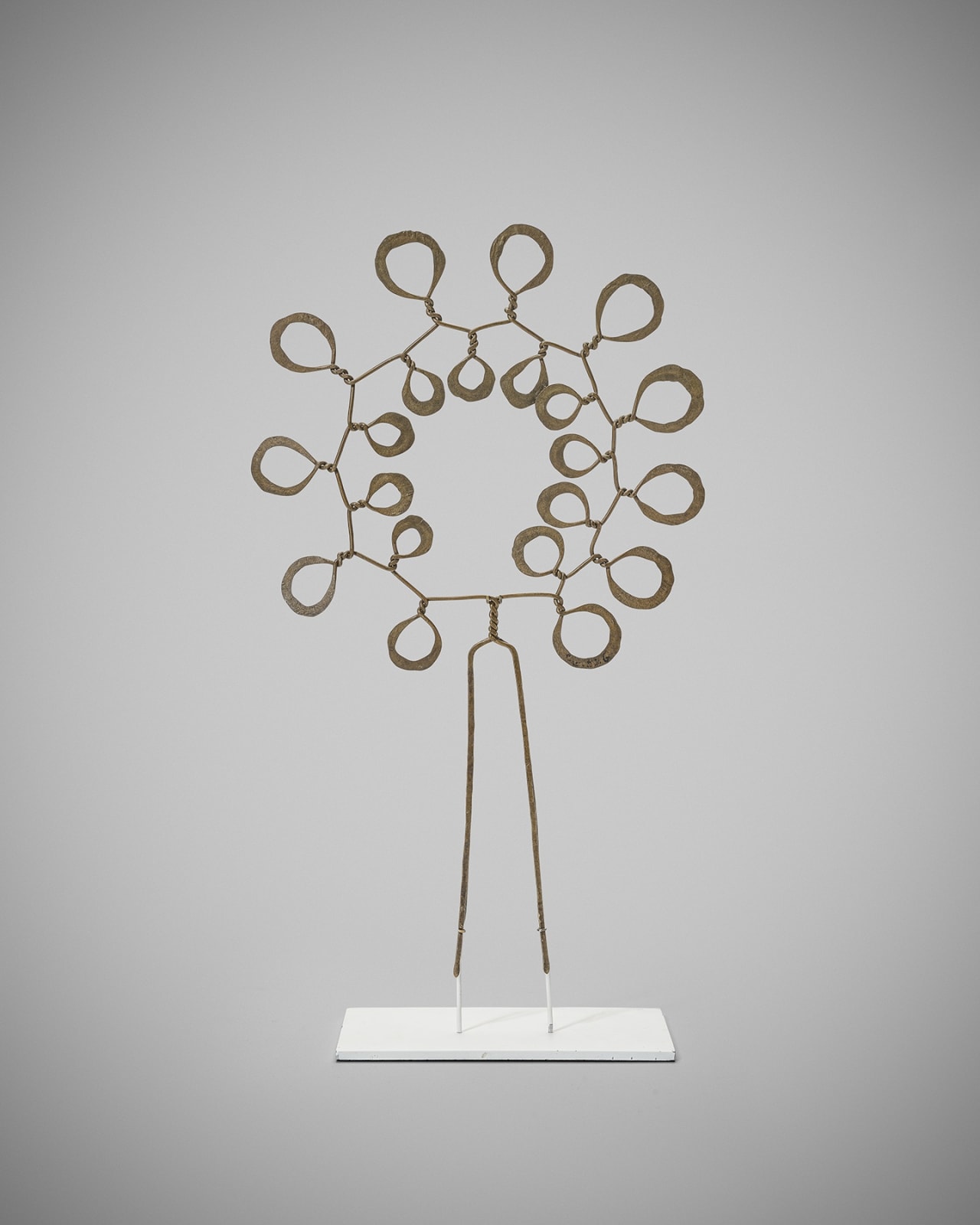 Alexander Calder, Flower Head Piece, c. 1940
