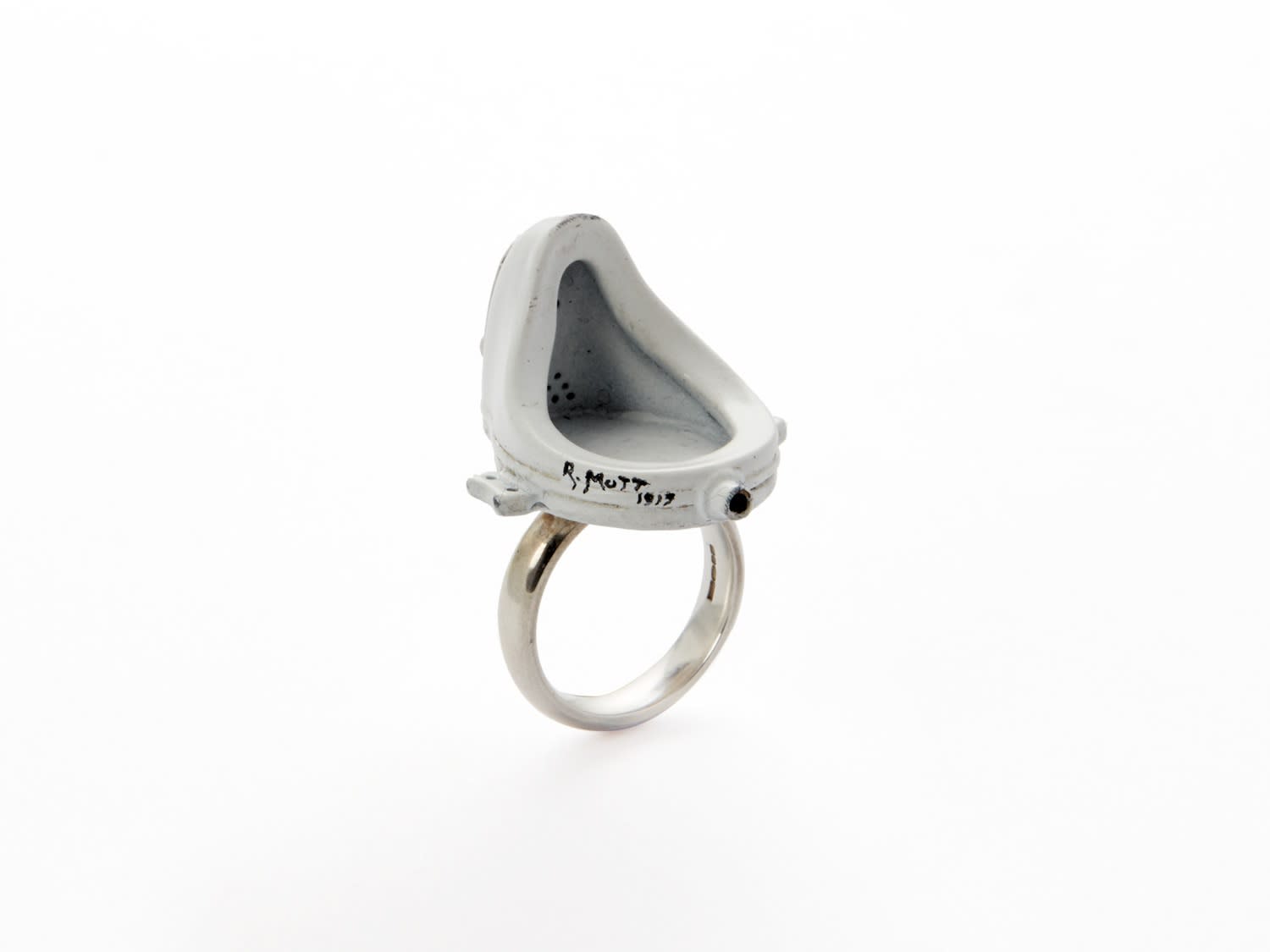 Mike Chavez-Dawson, Duchamp's Ring, 2013