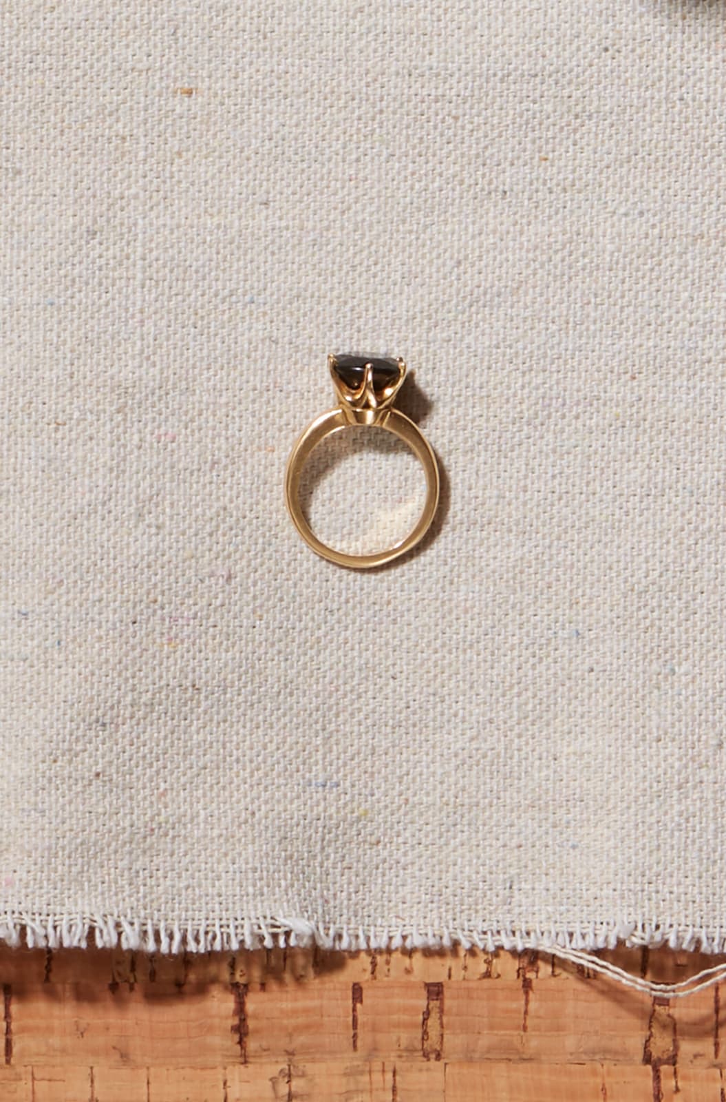 Rob Wynne, PEBBLE Ring, 2013