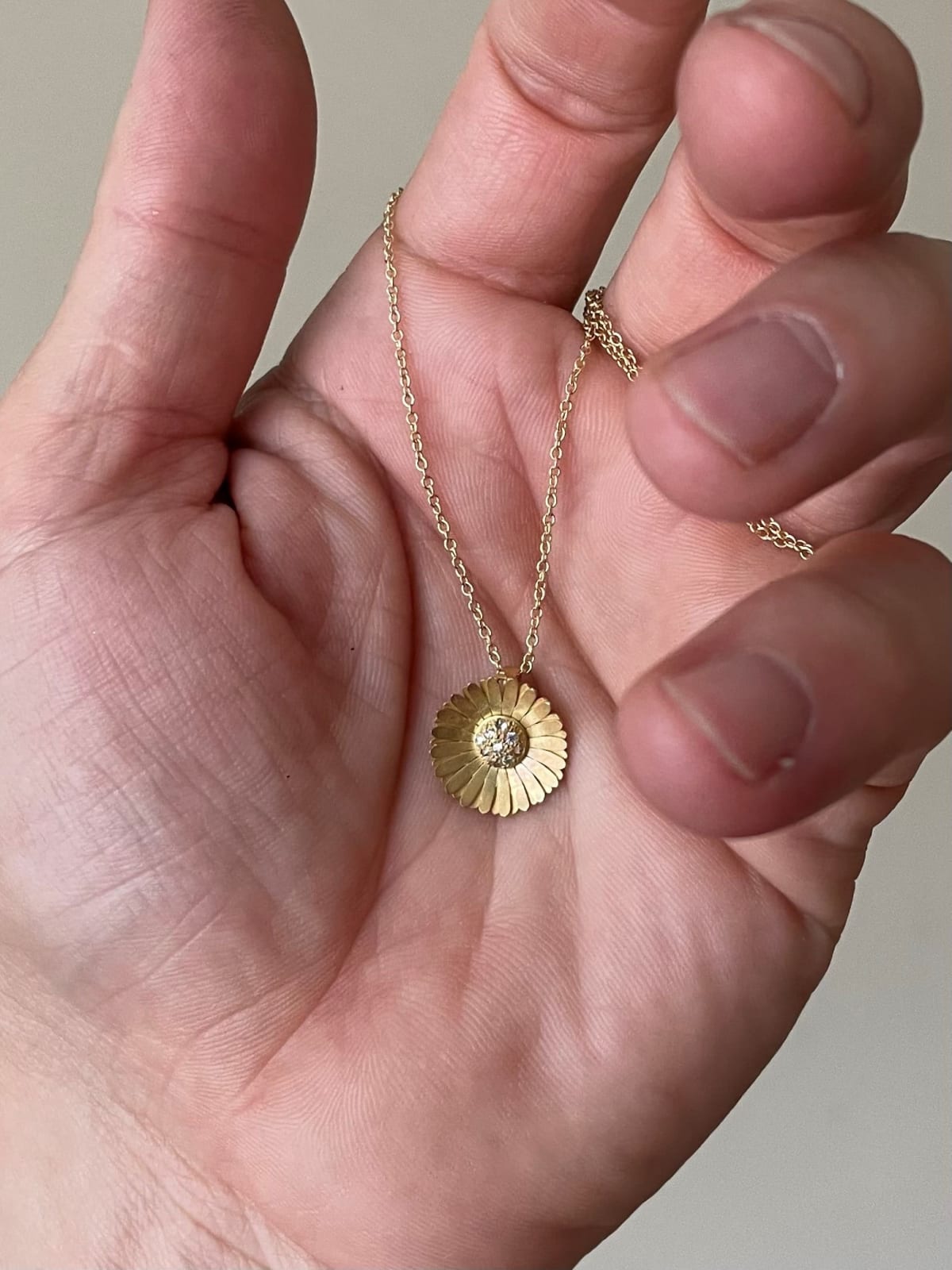 Christopher Thompson Royds, Diamond Daisy Pendant