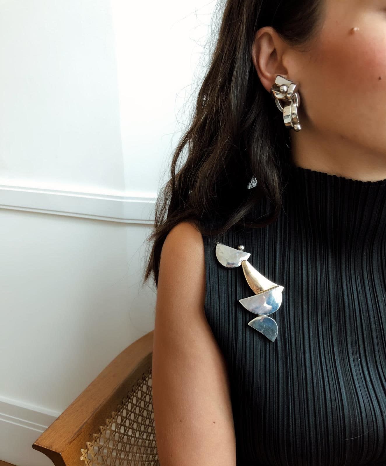 Sophia Vari, Pélias Brooch, 2007