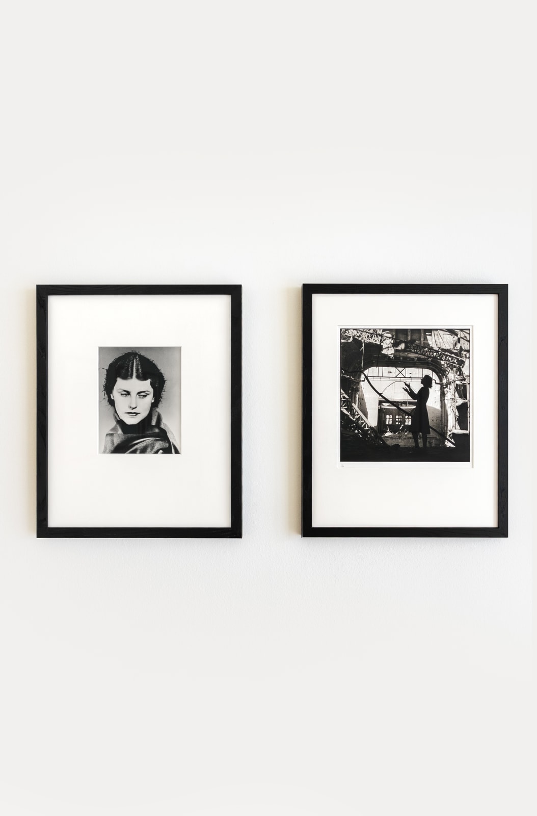 Lee Miller, Irmgard Seefried, Opera singer, singing an aria from 'Madame Butterfly',Vienna Opera House, Vienna, Austria, 1945