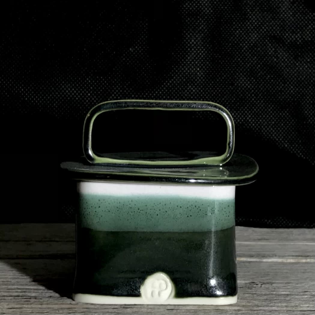 Richard Pomeroy, Salt Box, 2022