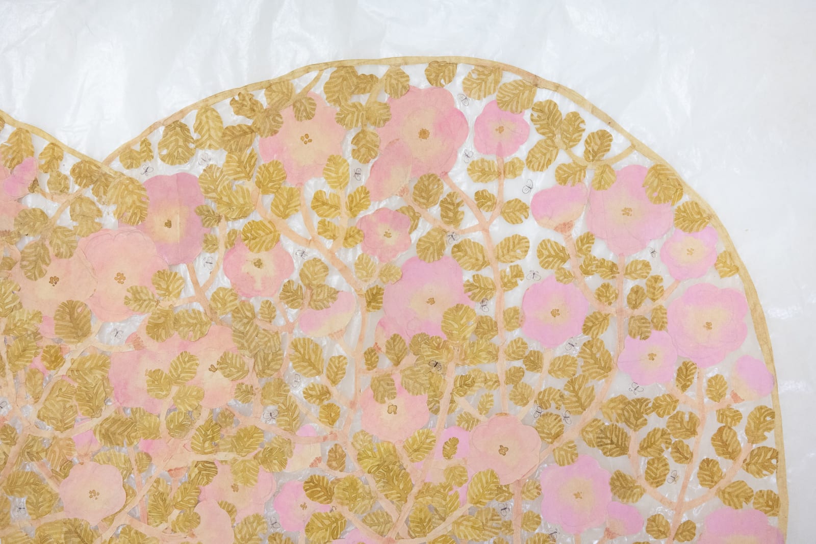Fumi Imamura, Two flowers (pink flowers, heart shape) (花ふたつ(ももいろ のお花、ハート型) 仮), 2025