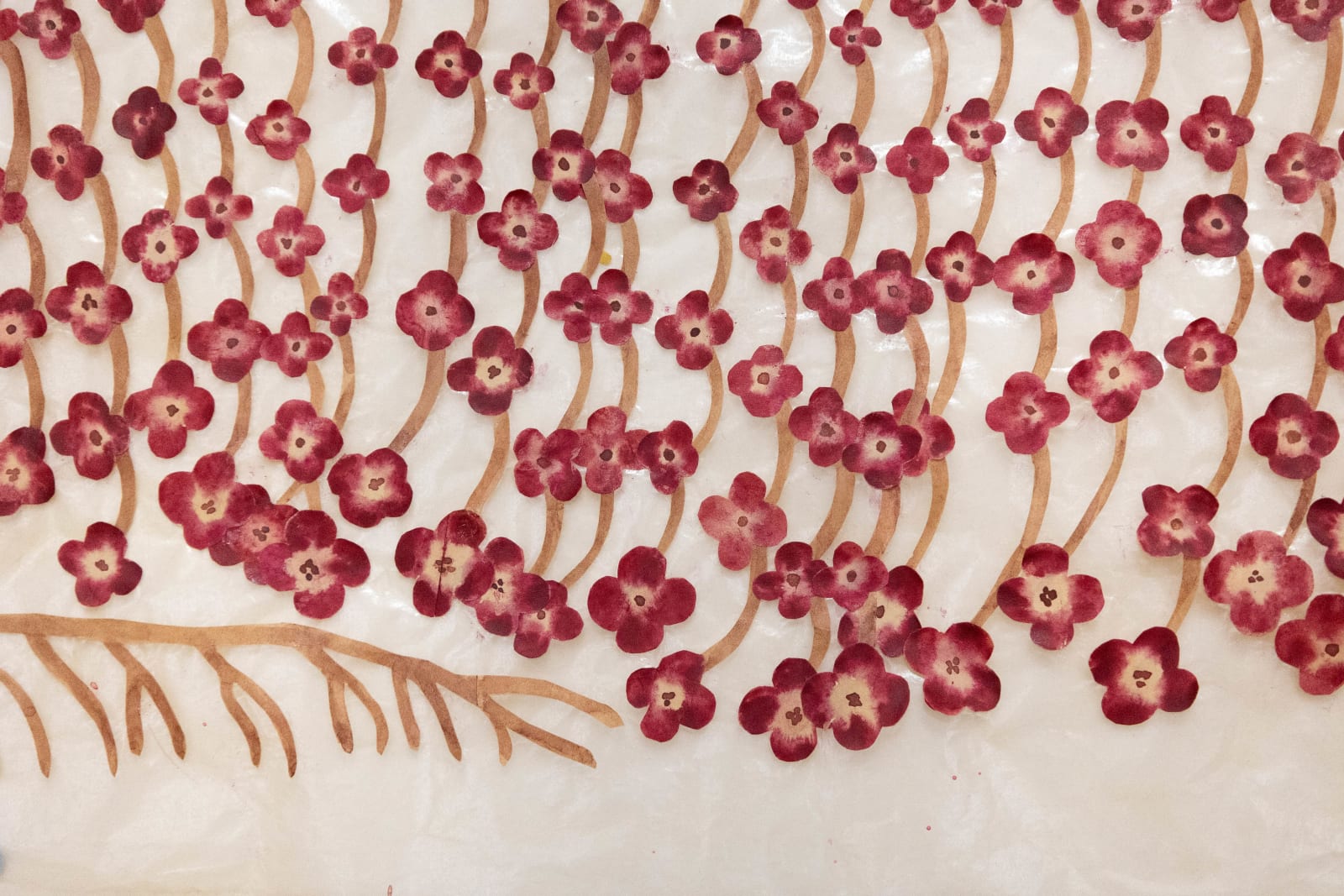 Fumi Imamura, One flower (weeping red flower) (花ひとつ (枝垂れの 赤い花), 2025