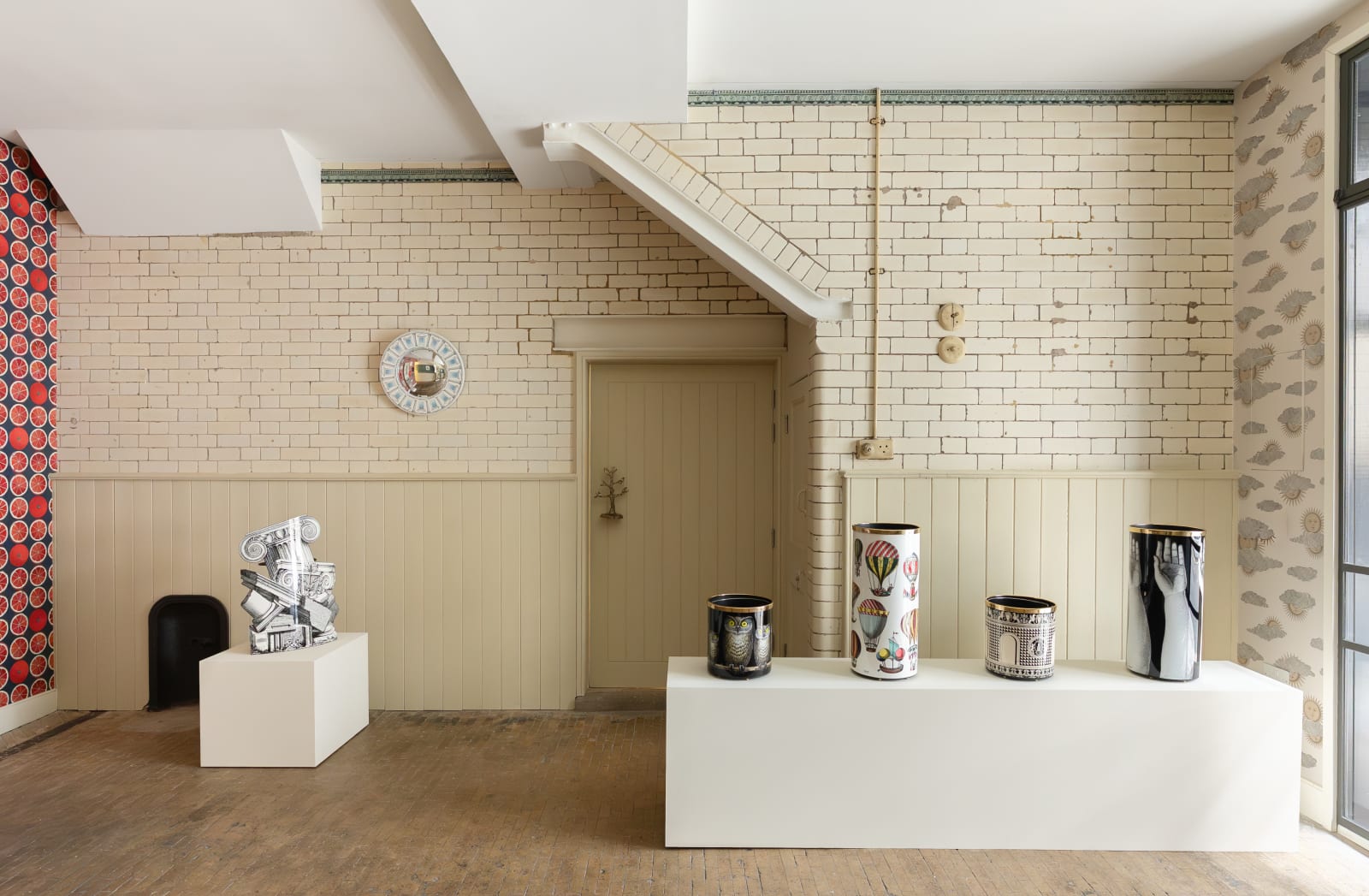 Fornasetti, Umbrella stand Mani, 1950s re-edition