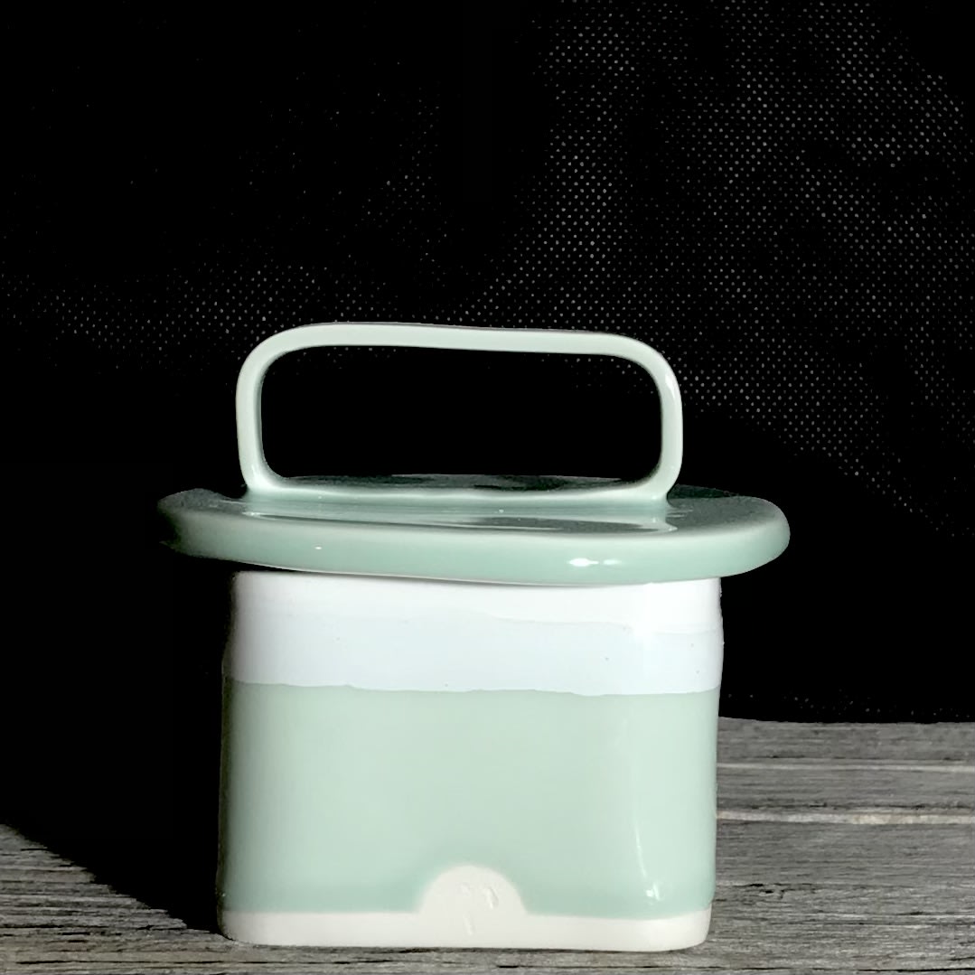 Richard Pomeroy, Salt Box, 2022