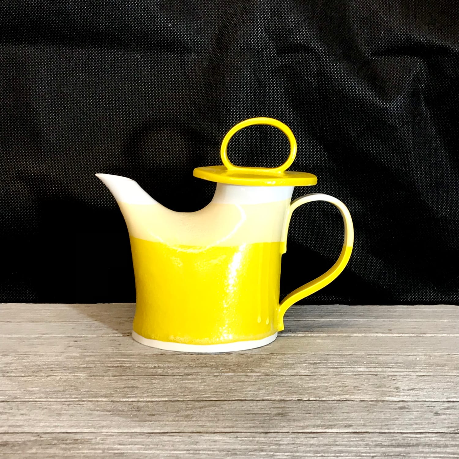 Richard Pomeroy, Small Tea Pot, 2022