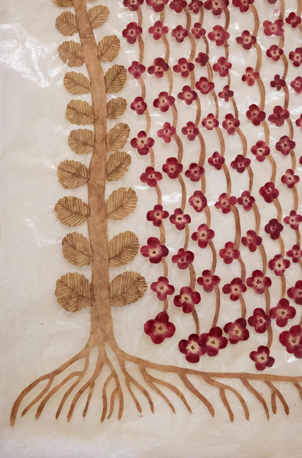 Fumi Imamura, One flower (weeping red flower) (花ひとつ (枝垂れの 赤い花), 2025