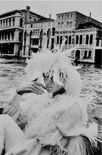 Helmut Newton, White Feathers, Cruising Venice, 1966