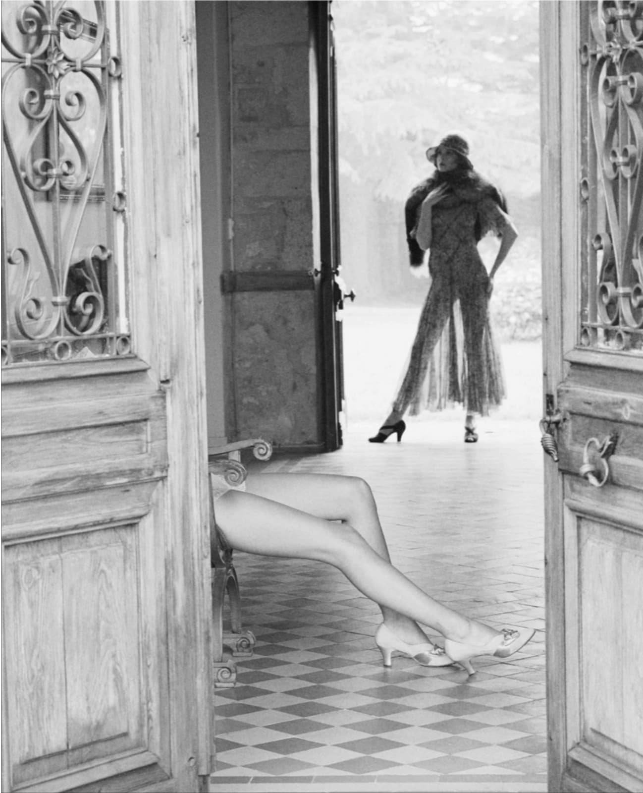 Patrick Lichfield, Legs, France, 1988