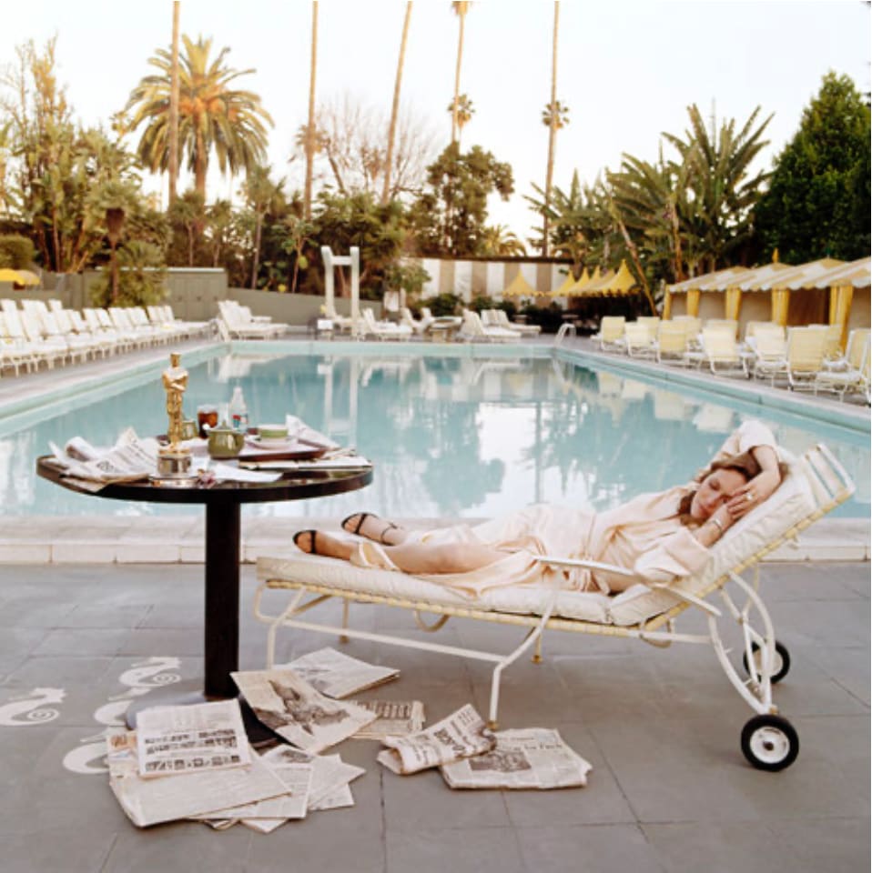 Terry O'Neill, Faye Dunaway at the Pool, 1977