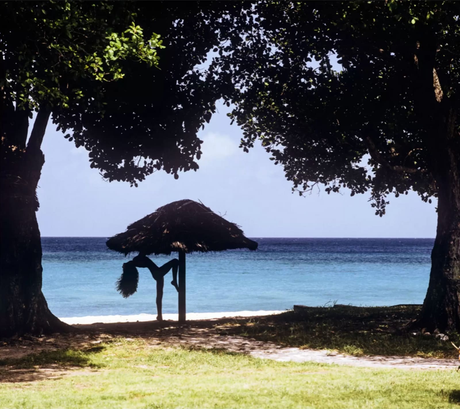 Patrick Lichfield, Cotton House Beach, Mustique, 1987