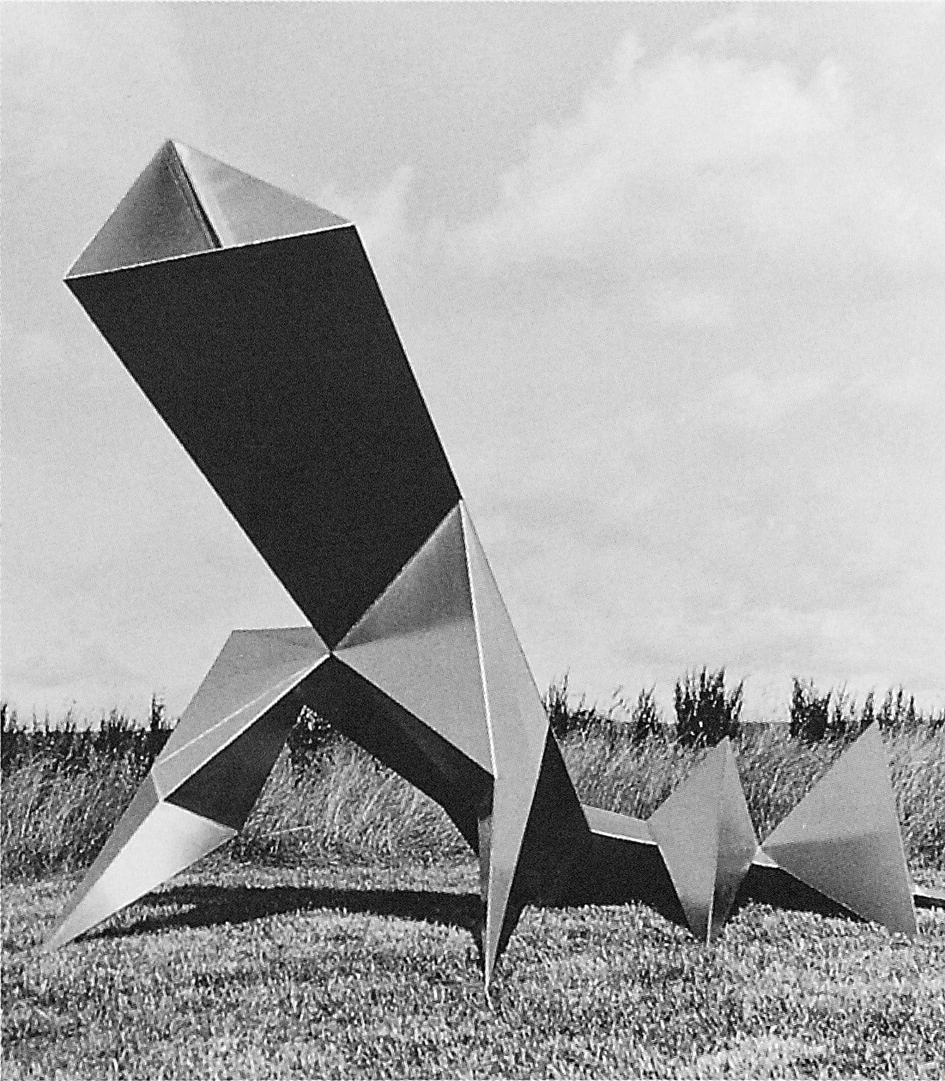 Lynn Chadwick, Rising Beast, 1989
