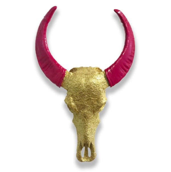 GOLD LACE WITH PLUM HORNS