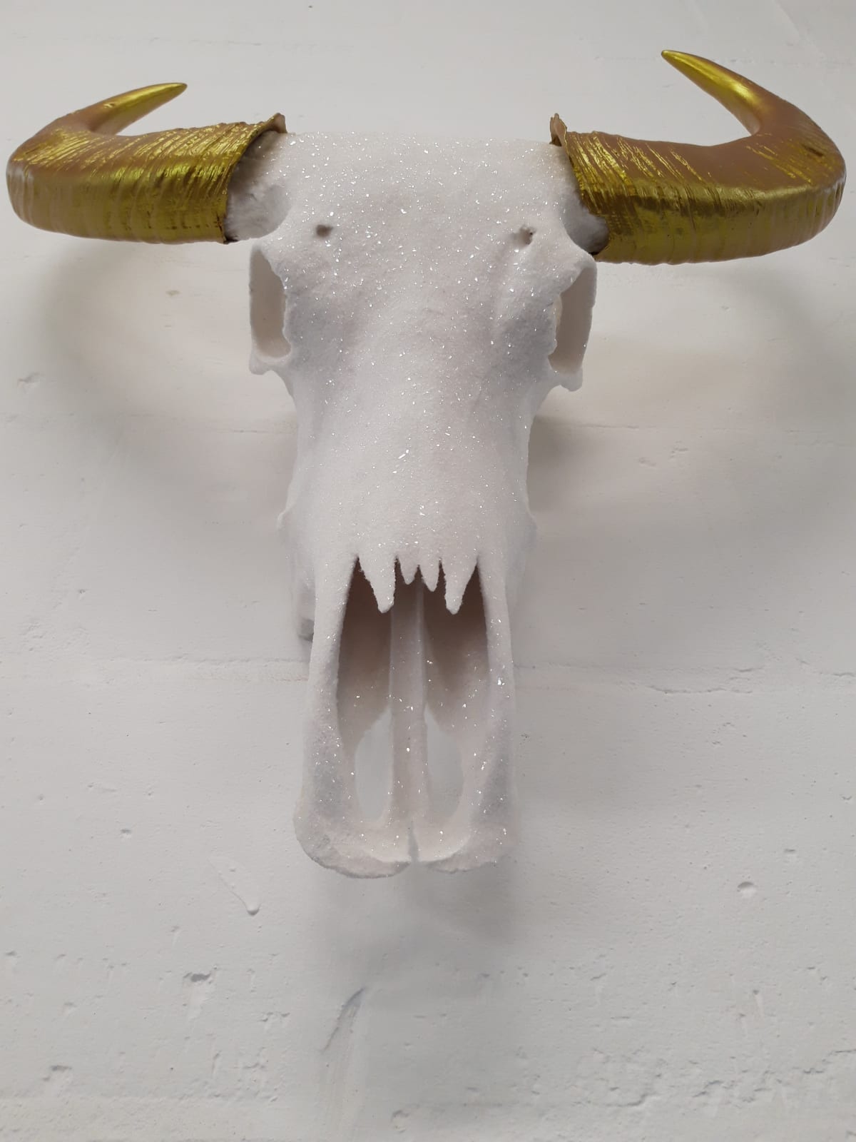 ANGELA MORRIS-WINMILL, WHITE DIAMOND DUST WITH FLORENTINE GOLD HORNS