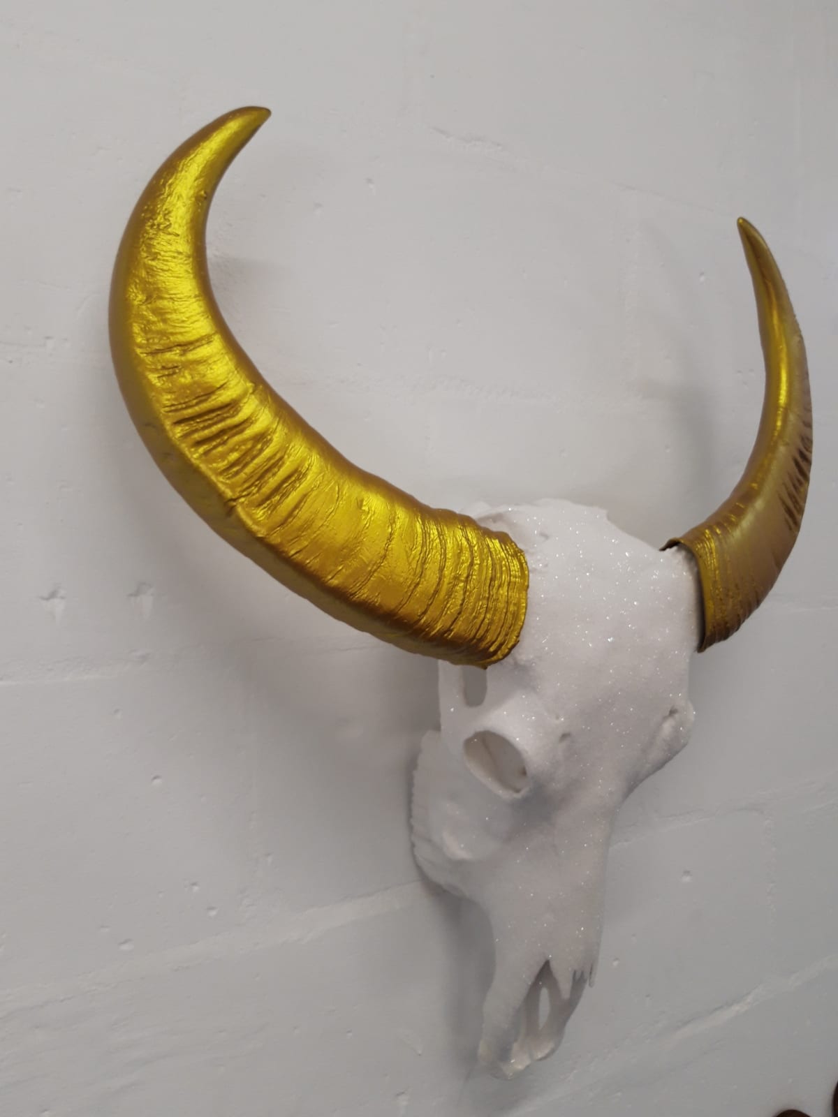 ANGELA MORRIS-WINMILL, WHITE DIAMOND DUST WITH FLORENTINE GOLD HORNS