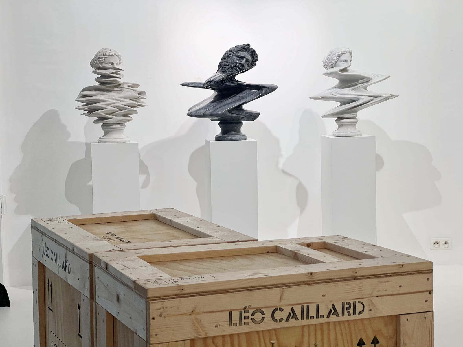 Léo Caillard, Wave Stone #1