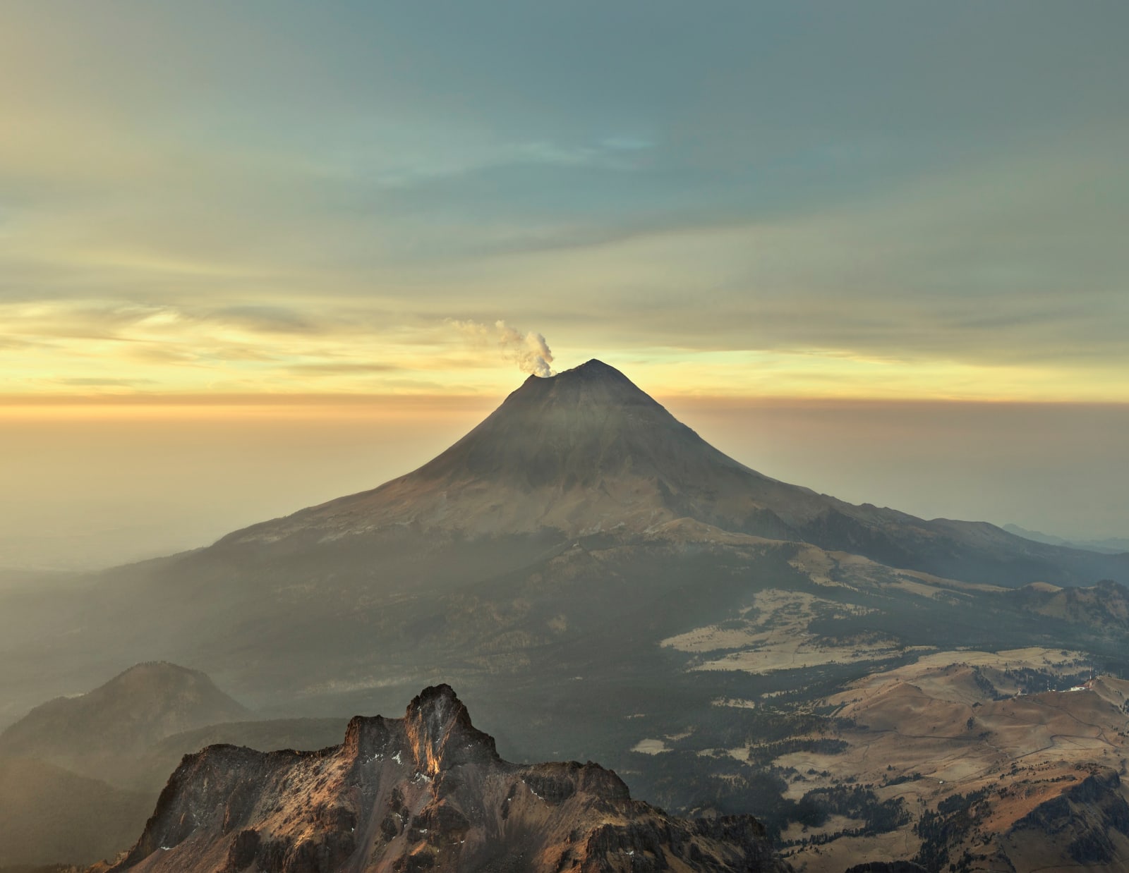 David Guarnizo, Journey to the equinoctial regions of the New Continent (Top of Popocatépetl Volcano, Mexico), 2019