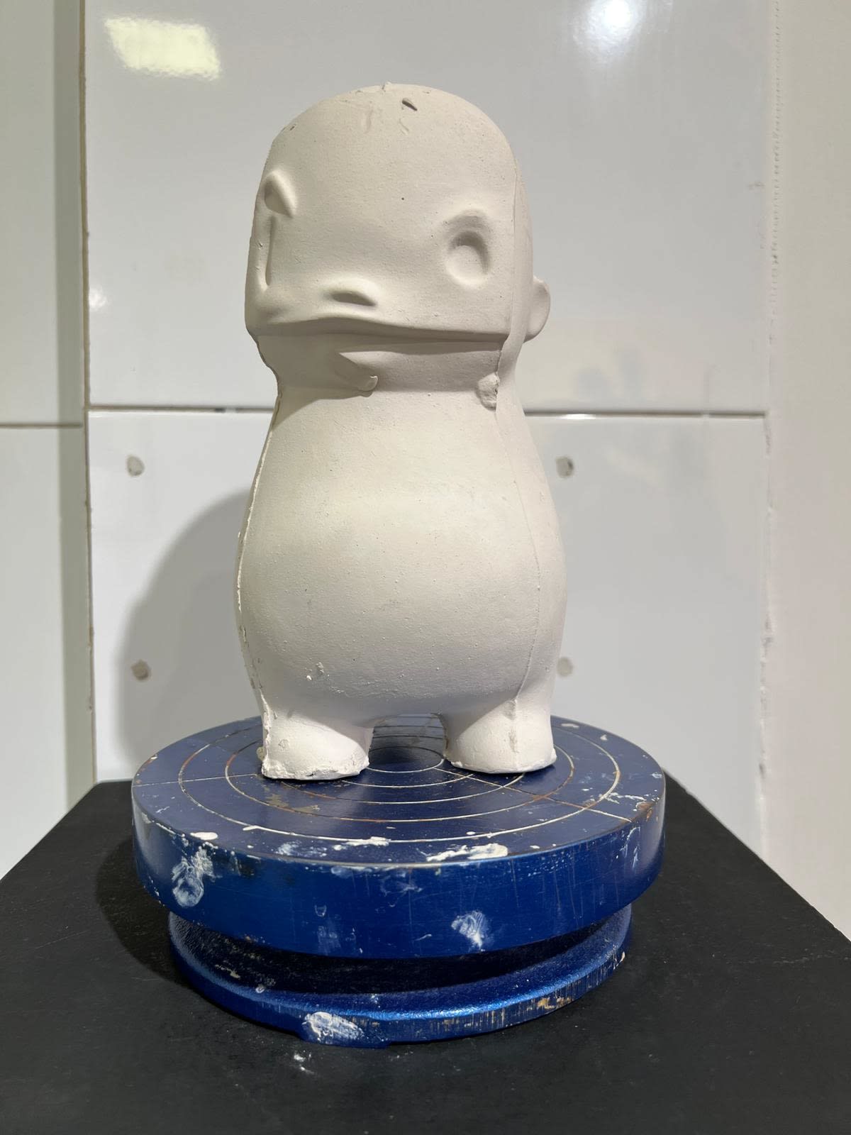 John Medina, Cerámica en crudo, 2024