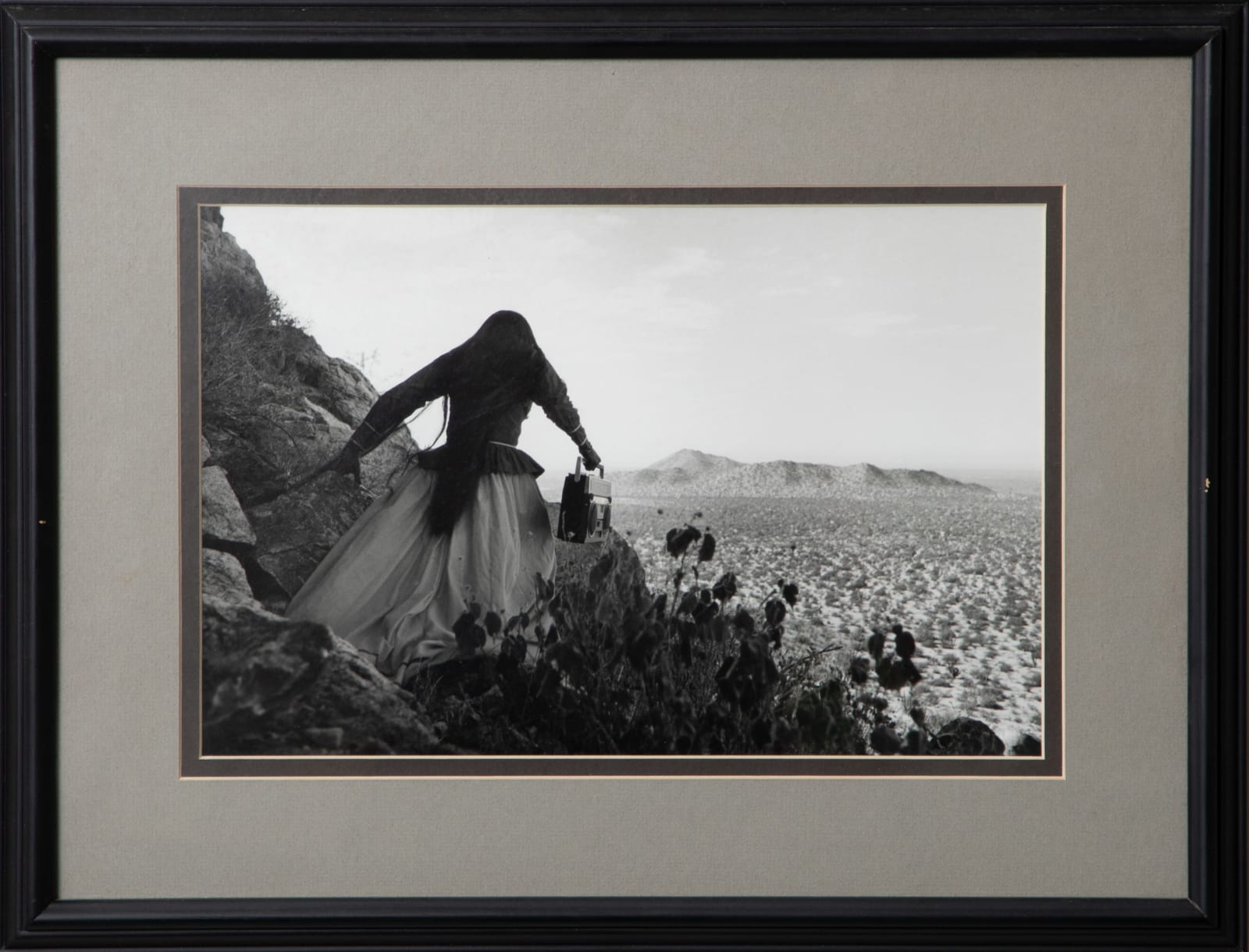 Graciela Iturbide, Sin título (Denominada: Mujer ángel, desierto de Sonora), 1979