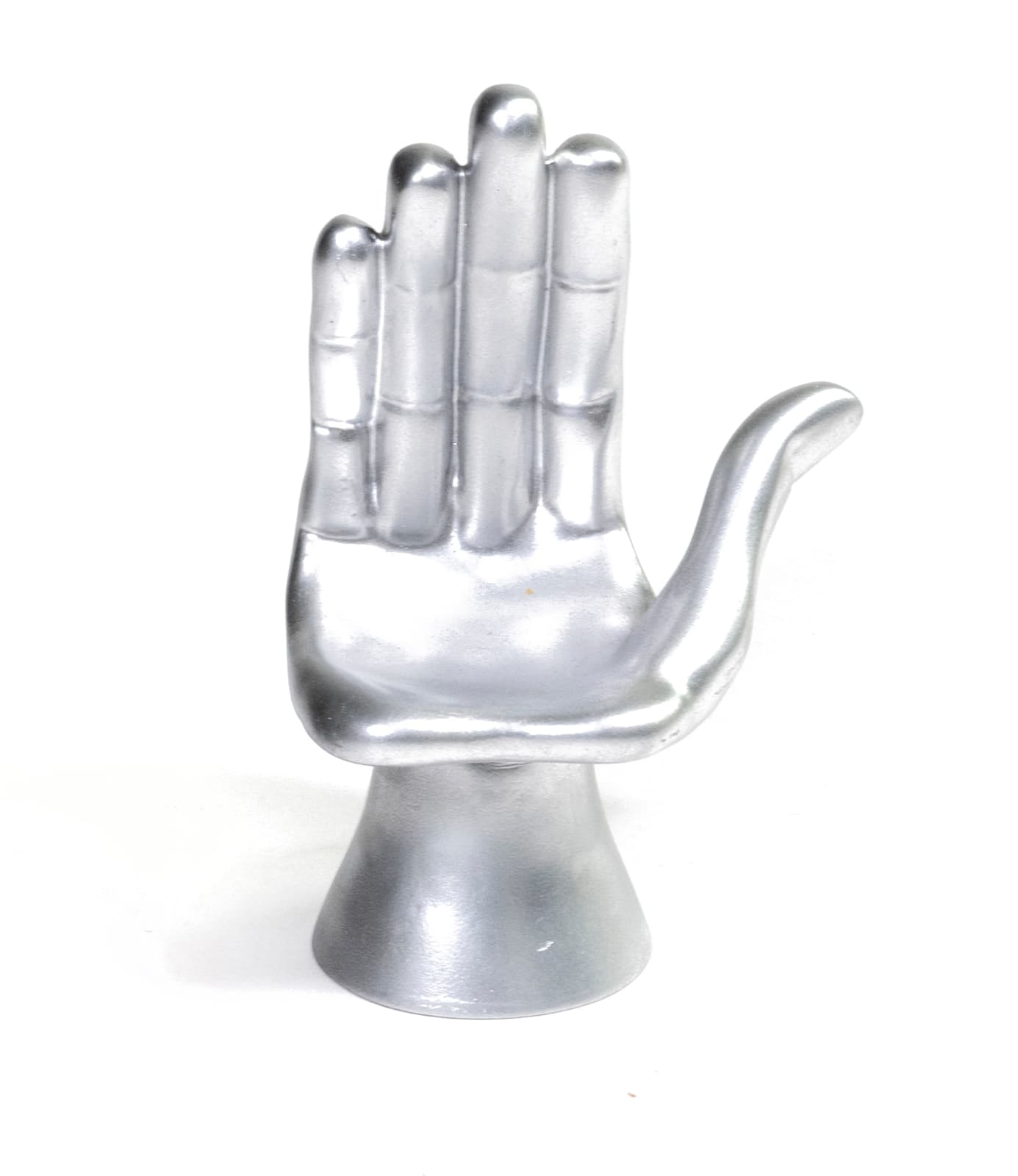 Pedro Friedeberg, "Mano plateada", 2023