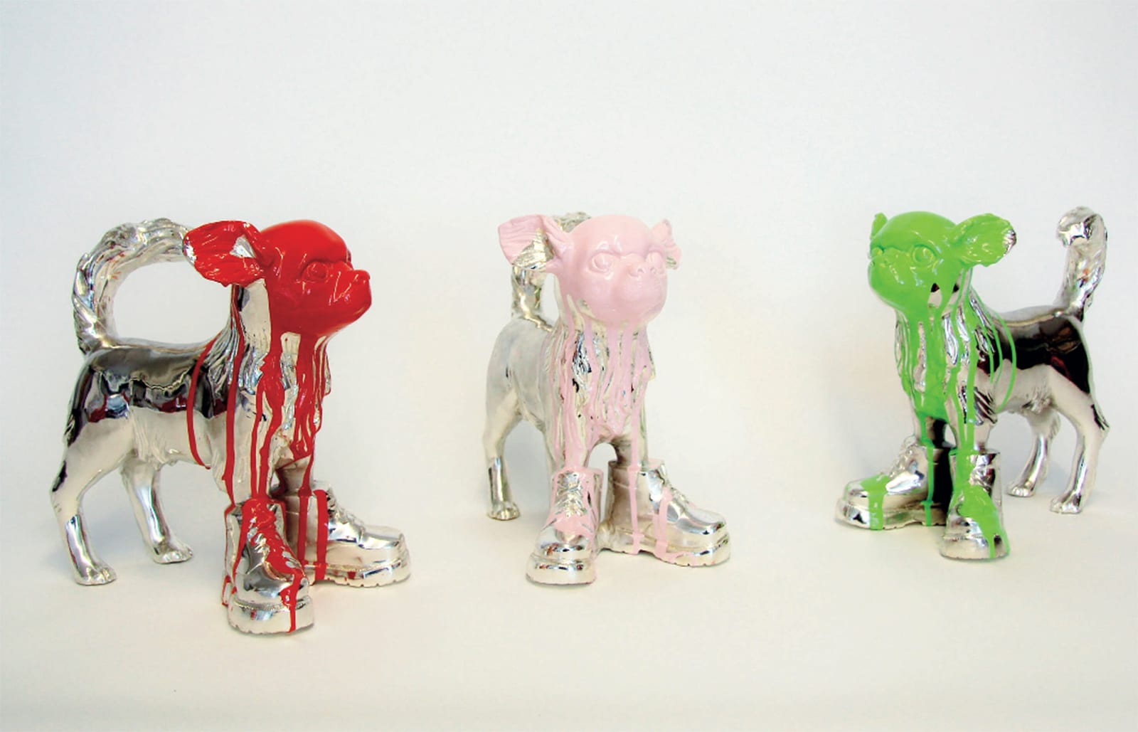 William Sweetlove, Small Cloned Chihuahua with shoes, 2011