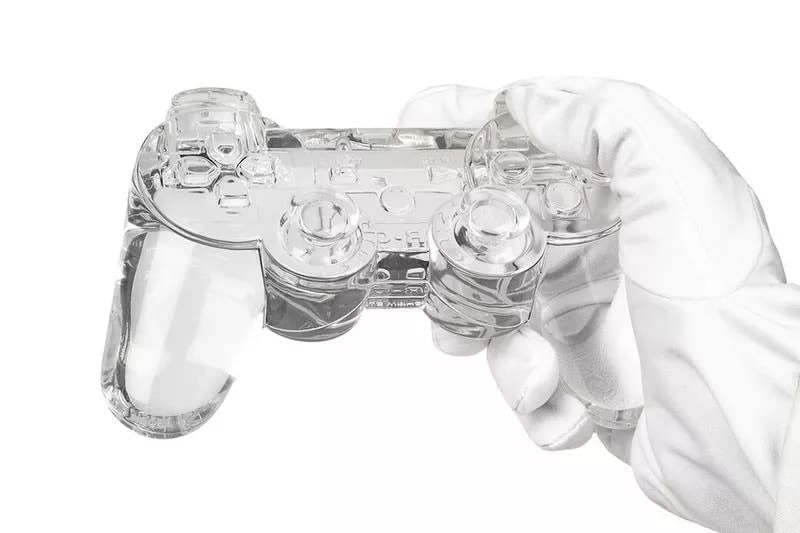 Daniel Arsham, Crystal Relic 004: Playstation Controller, 2022